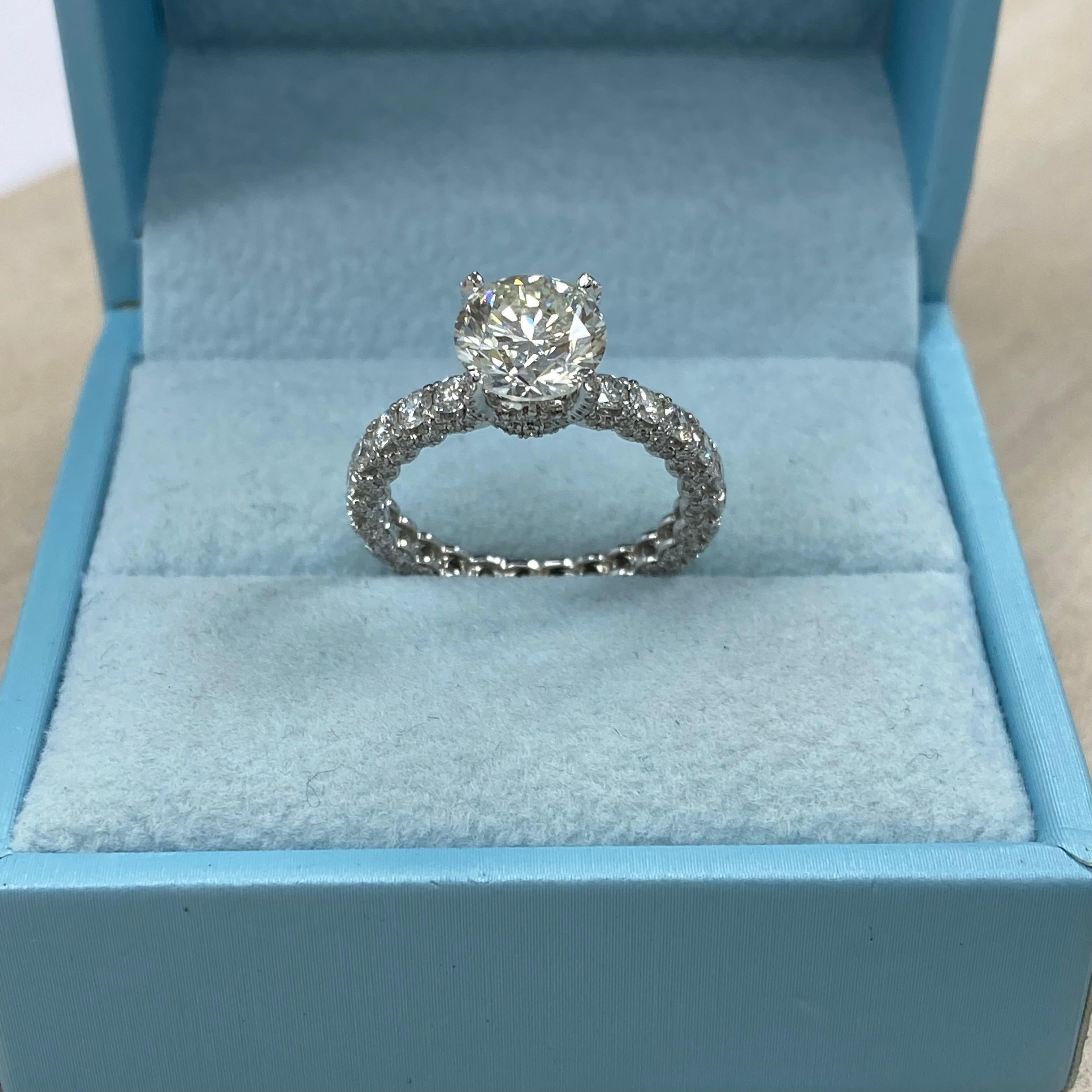 GIA Certified 2.01 Carat Round Diamond Platinum Engagement Eternity Ring For Sale 3