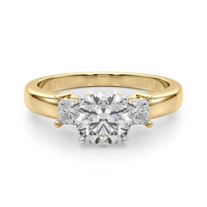 Anello di diamanti a tre pietre con taglio rotondo e principessa certificato GIA da 2,01 carati In condizioni Nuovo in vendita a New York, NY