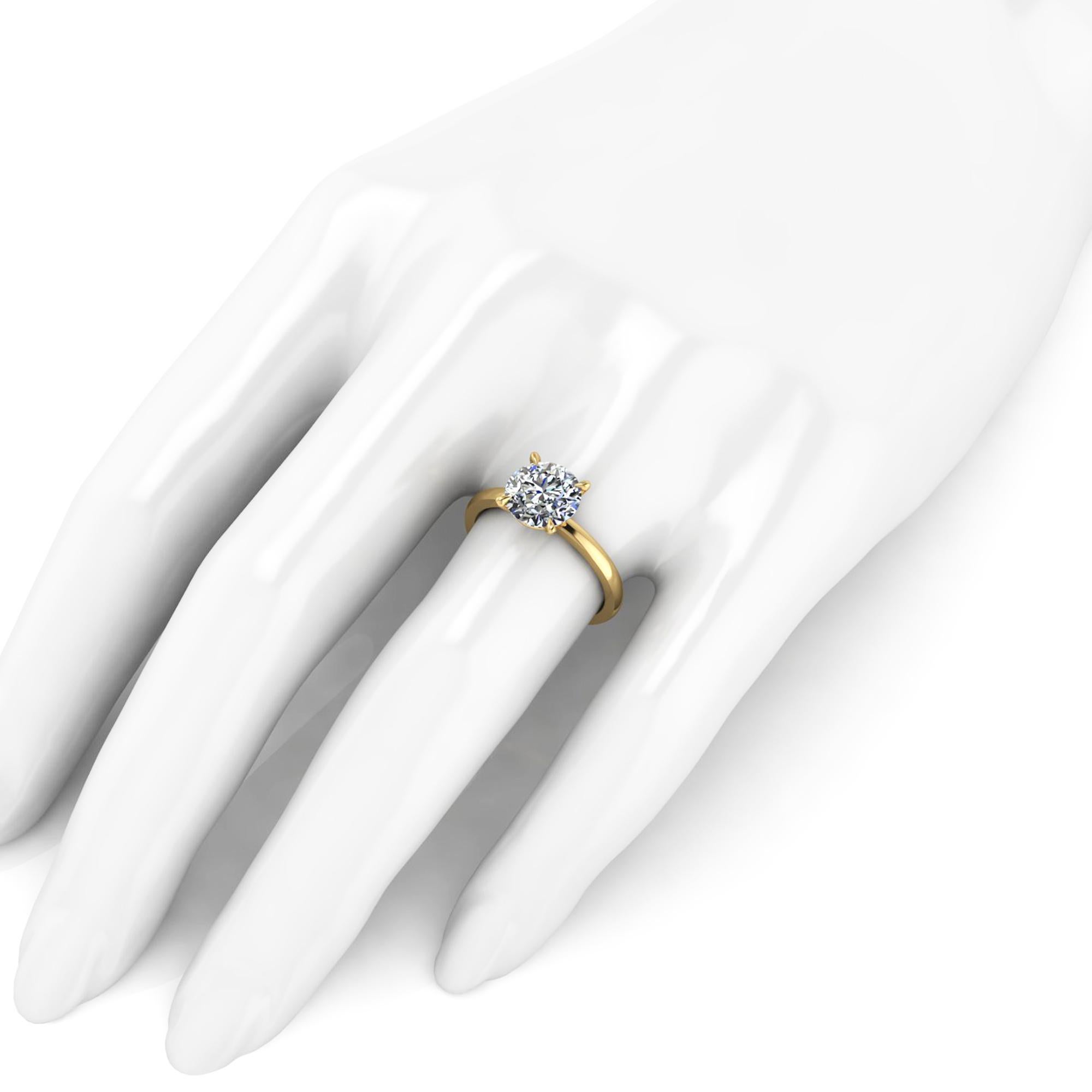 Modern GIA Certified 2.01 Ct Diamond G Color VS2 Clarity 18k Yellow Gold Solitaire Ring For Sale