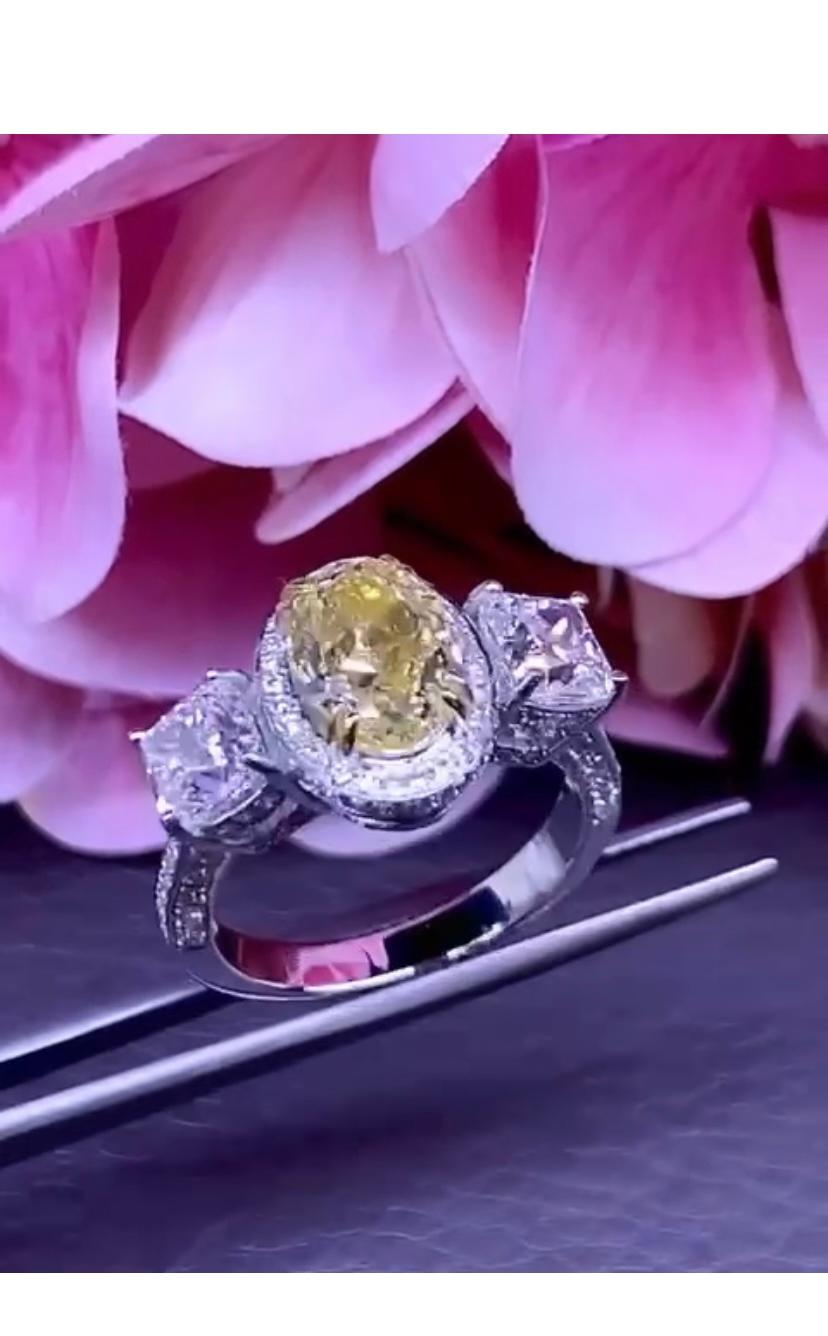 Donna Anello in oro 18 carati con diamante giallo brunastro da 2,01 carati certificato GIA in vendita