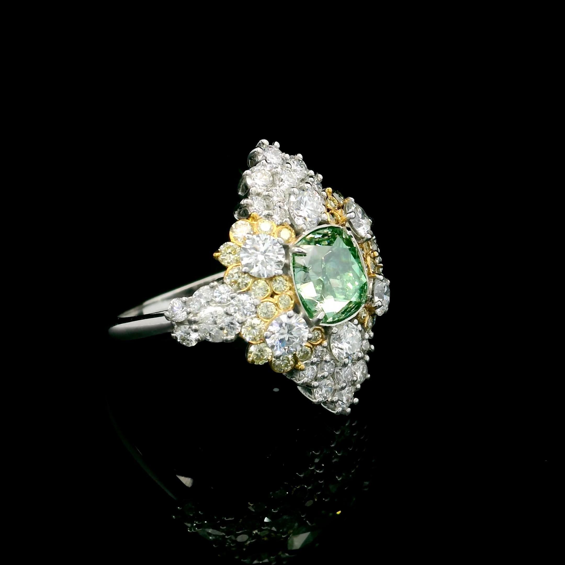 Taille coussin Bague fantaisie avec diamants de 2,01 carats certifiés GIA, brun clair brunâtre vertâtre jaune VS1 carats en vente