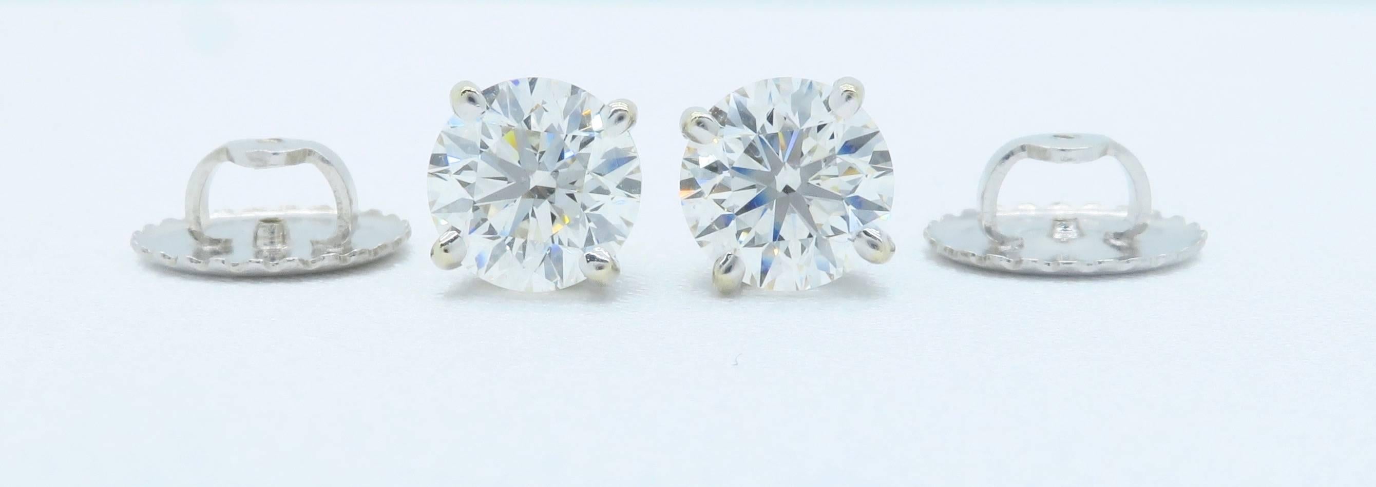 Women's or Men's GIA Certified 2.01ct Diamond Stud Earrings 