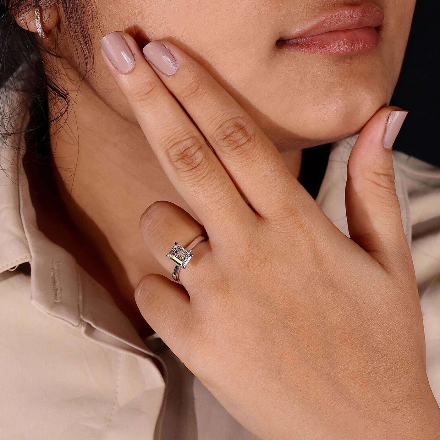 GIA Certified 2.01ct Emerald Cut Diamond Engagement Ring in 4 Prong Platinum For Sale 2