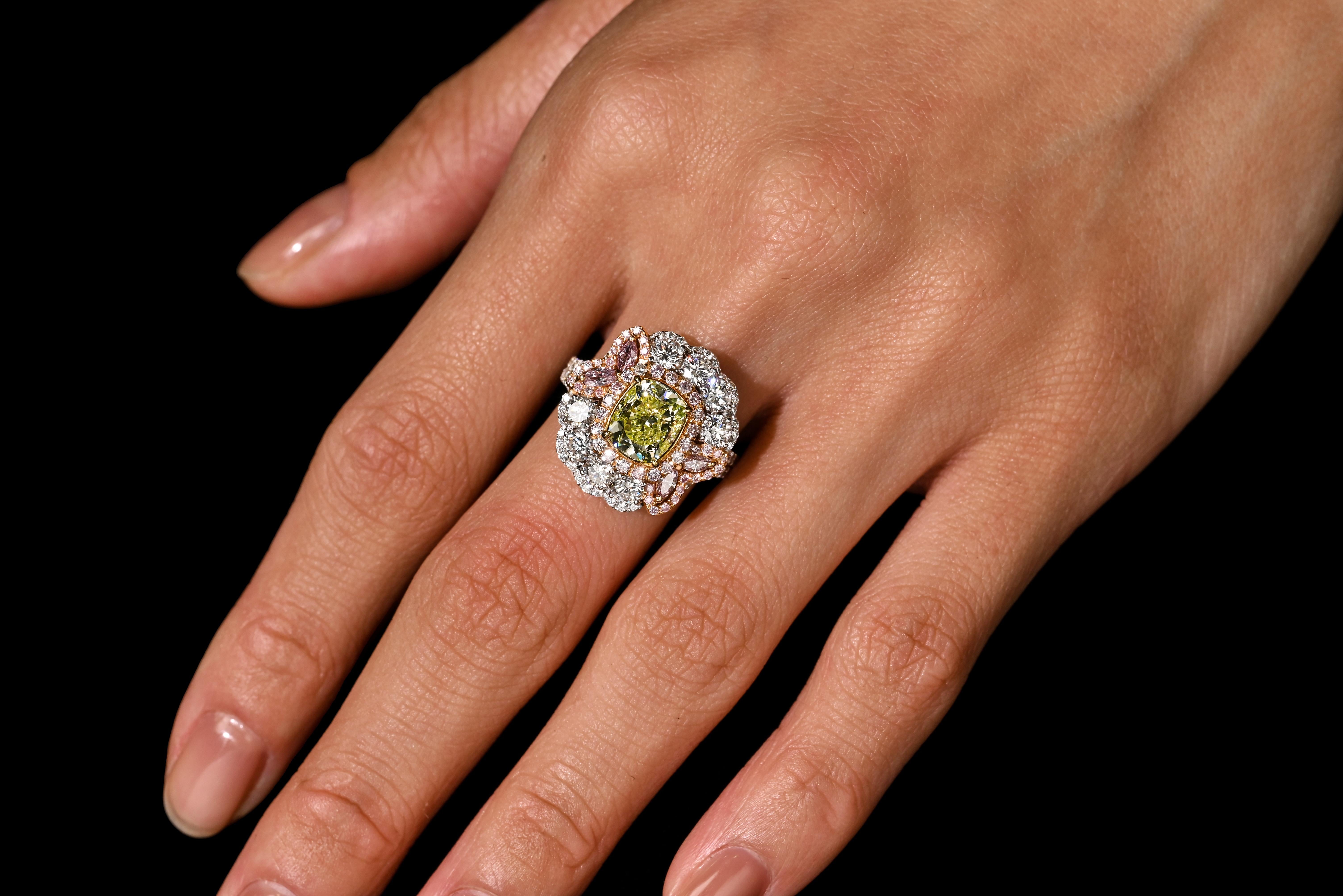 GIA Certified 2.02 Carat Cushion Cut Fancy Greenish Yellow Diamond Ring In New Condition For Sale In Miami, FL