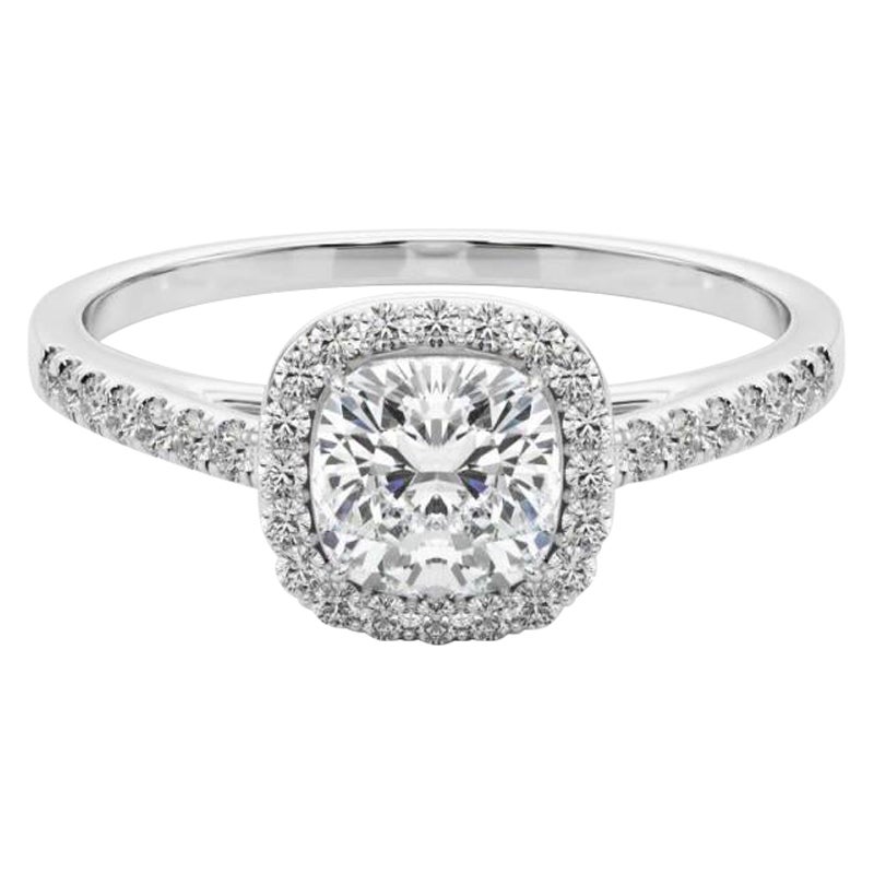 GIA Certified 2,02 Carat Cushion Halo Pave Anello con diamanti in oro bianco 18K