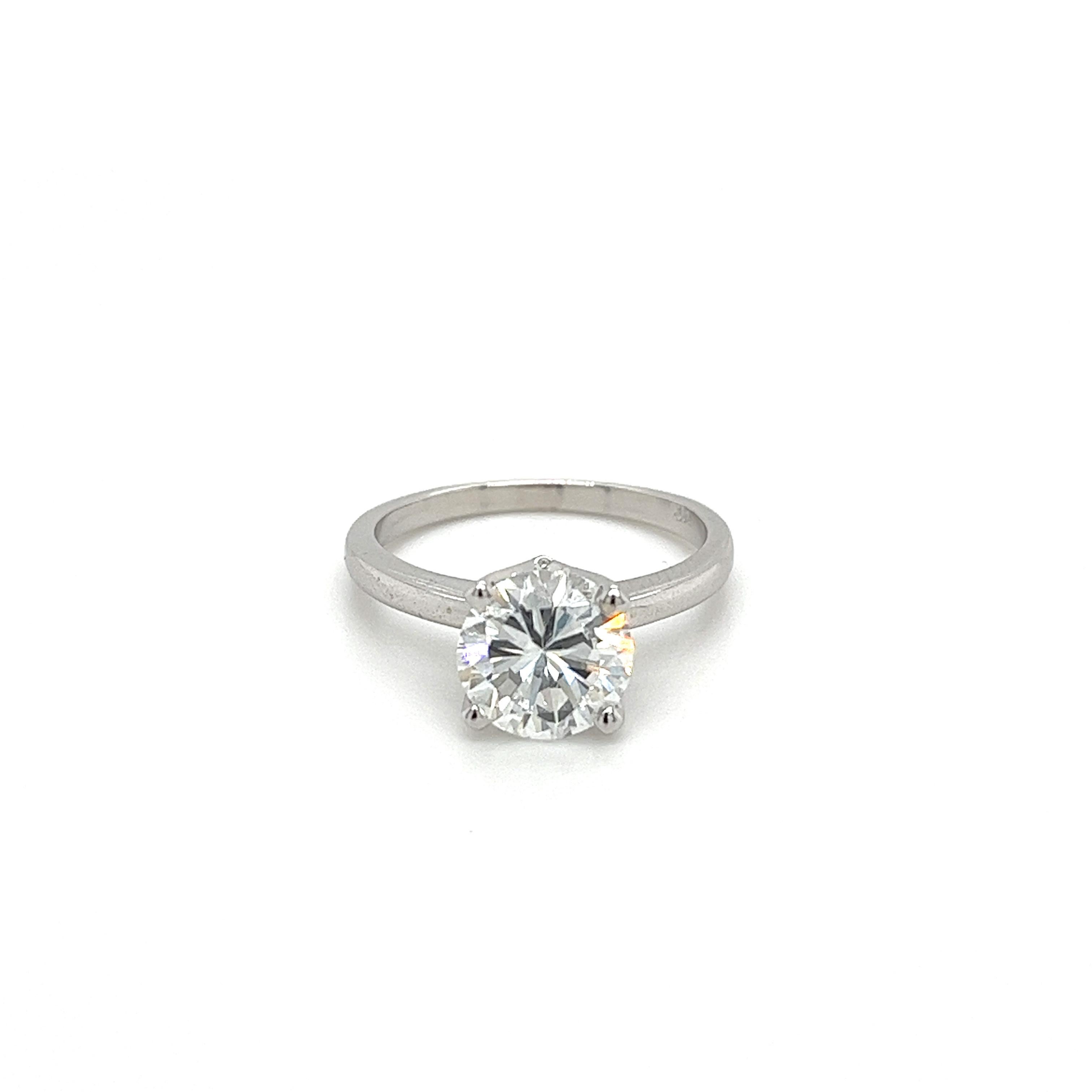 Round Cut GIA Certified 2.02 Carat D color VVS2 Clarity Diamond Solitaire White Gold Ring For Sale