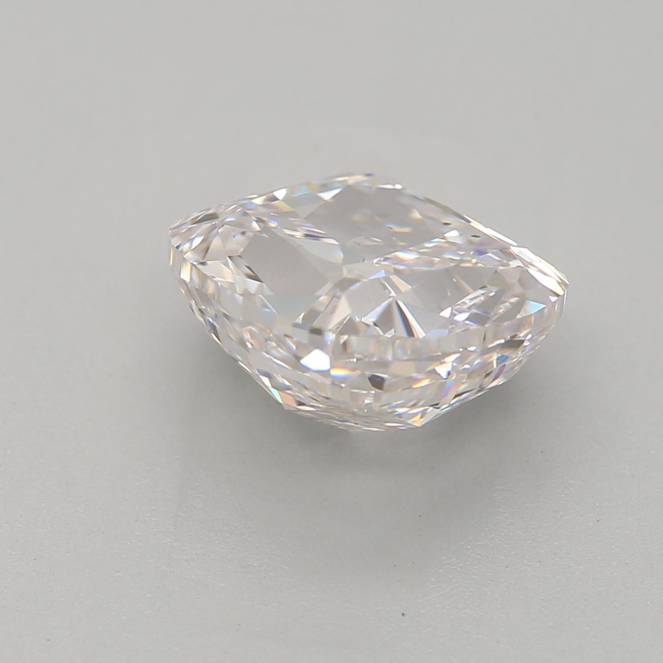 Certificato: GIA
Numero del rapporto:  2231066004
Forma e taglio: pera
Peso in carati: 2.02 carati
Misure: 7,38 X 6,80 X 4,55 mm
Grado di colore: Rosa tenue

CARATTERISTICHE DEL DIAMANTE:

Questo diamante rosa tenue ha una delicata tonalità rosa che