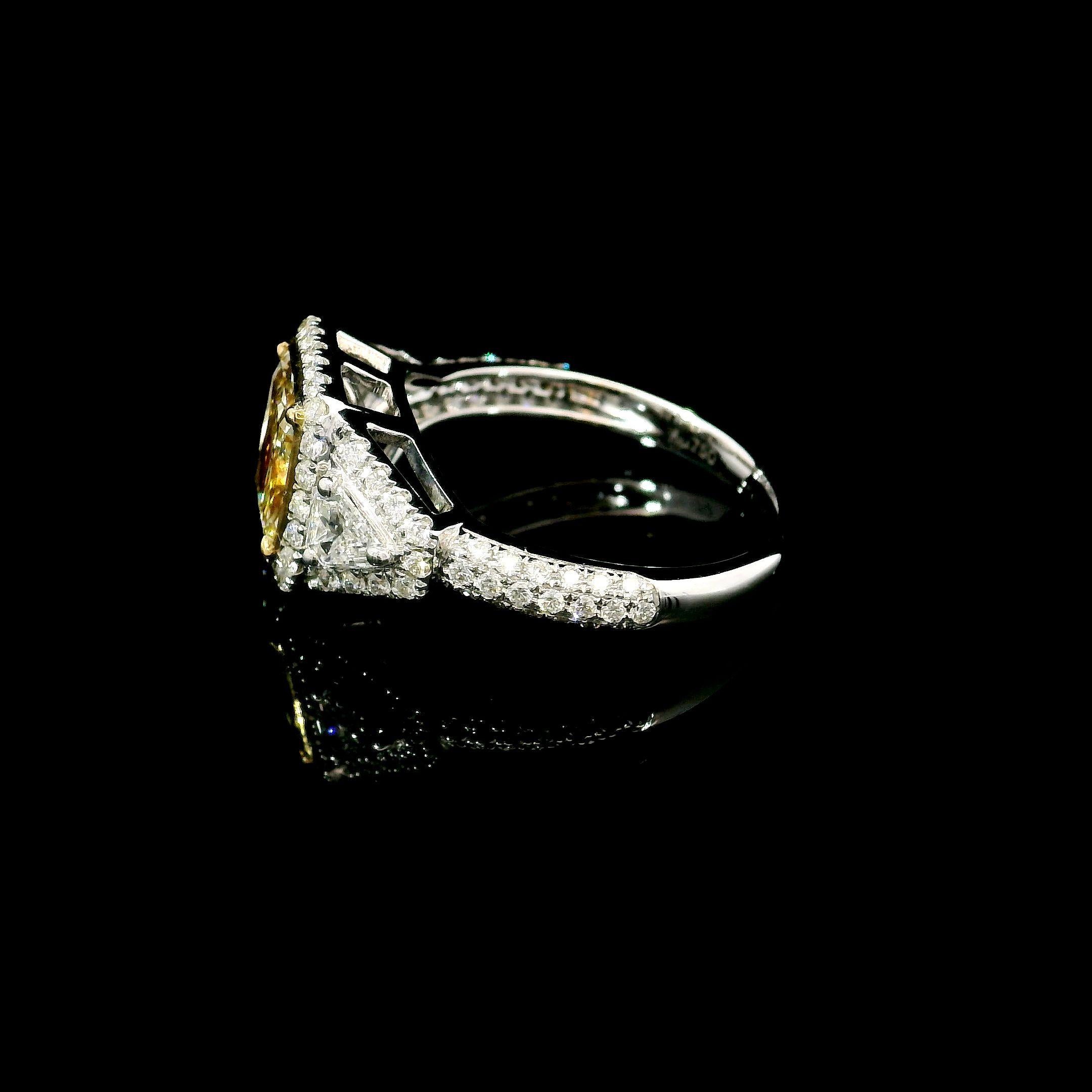 da uomo o donna Anello con diamante certificato GIA da 2,02 carati, di colore giallo brunastro e di purezza SI1 in vendita