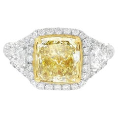 Anello con diamante certificato GIA da 2,02 carati, di colore giallo brunastro e di purezza SI1