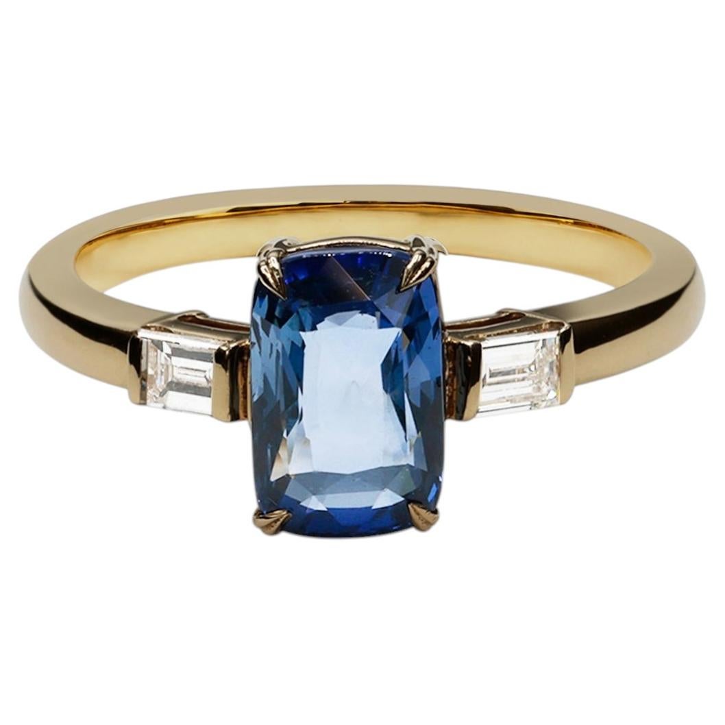 Bague sertie d'un saphir bleu de Ceylan naturel de 2,02 carats, certifié GIA, non traité thermiquement, et de diamants