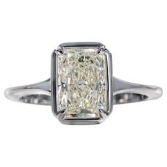 GIA Certified 2.02 Carat Radiant Cut Diamond Ring in 18K White Gold
