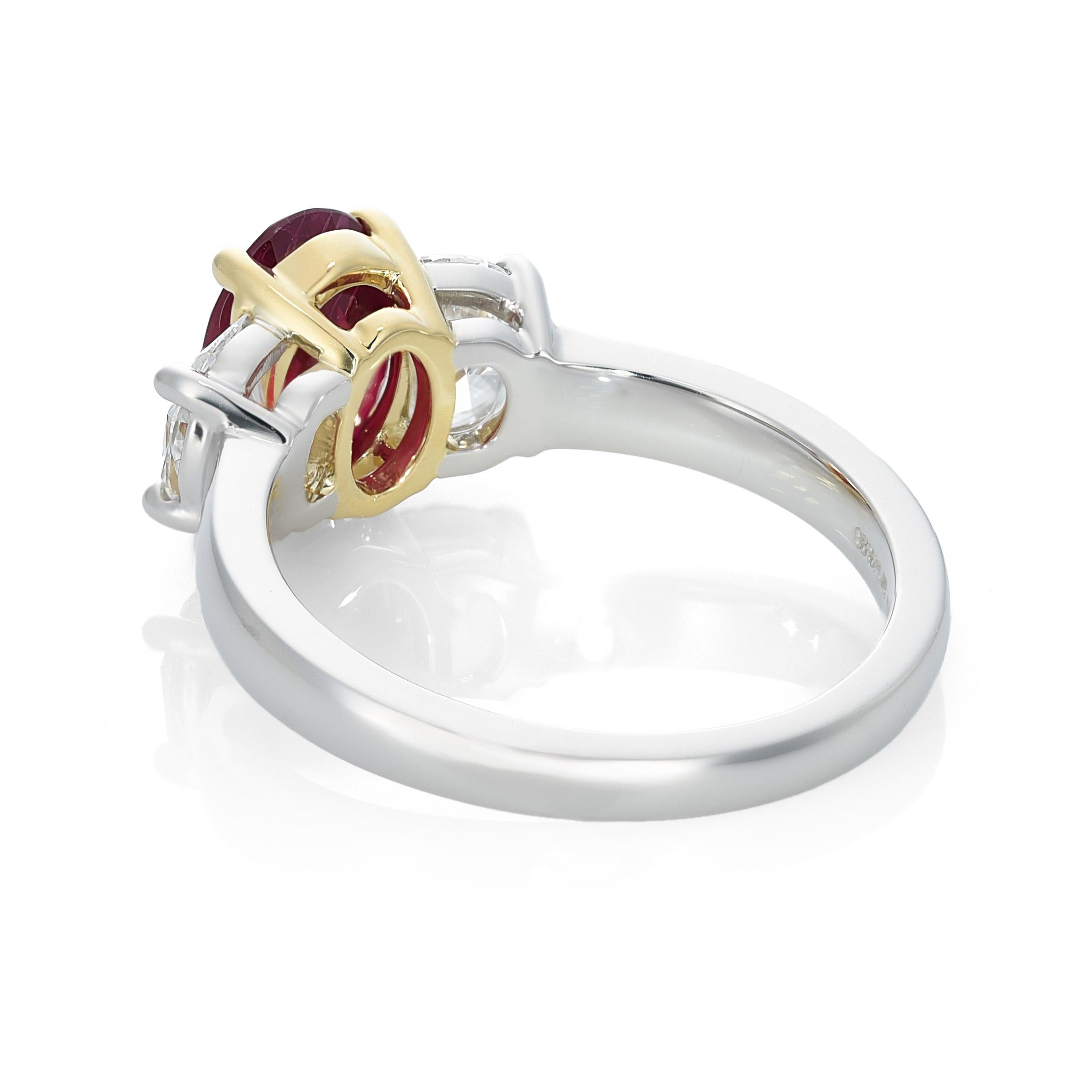 GIA Certified 2.02 Carats Ruby Diamonds set in 18K Yellow Gold and Platinum Ring For Sale 1