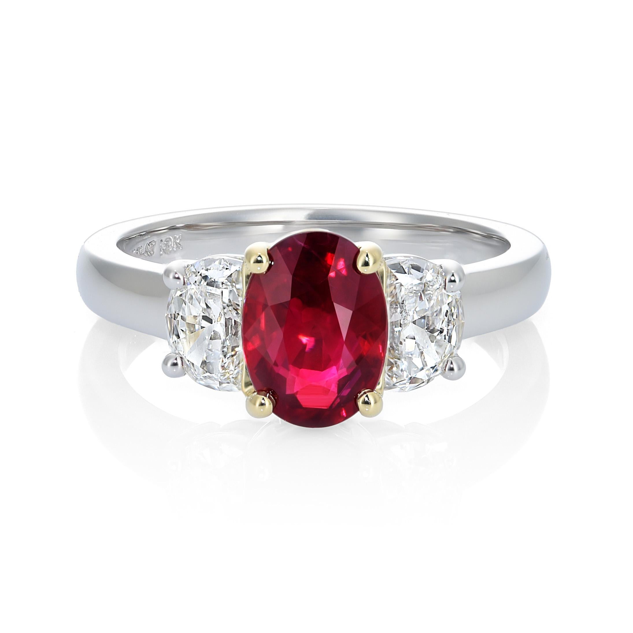 GIA Certified 2.02 Carats Ruby Diamonds set in 18K Yellow Gold and Platinum Ring For Sale 2