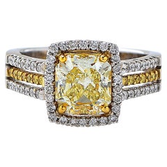 Anello in oro con diamante giallo chiaro naturale certificato GIA da 2,03 carati