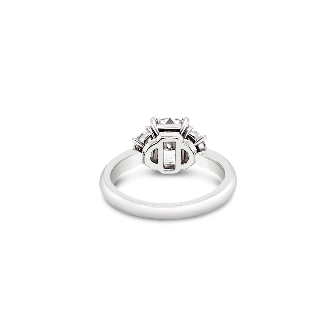 GIA Certified 2.03 Carat Radiant Cut Diamond Ring in Platinum 1