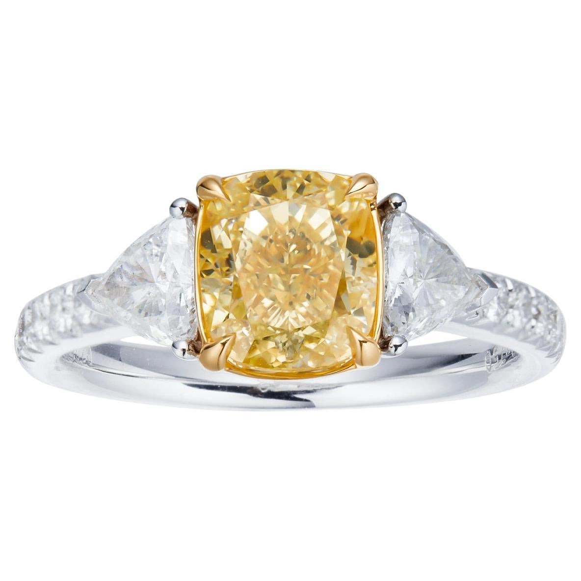 GIA Certified 2.03ct Cushion Cut Natural Fancy Light Yellow Diamond Ring 18KT. For Sale