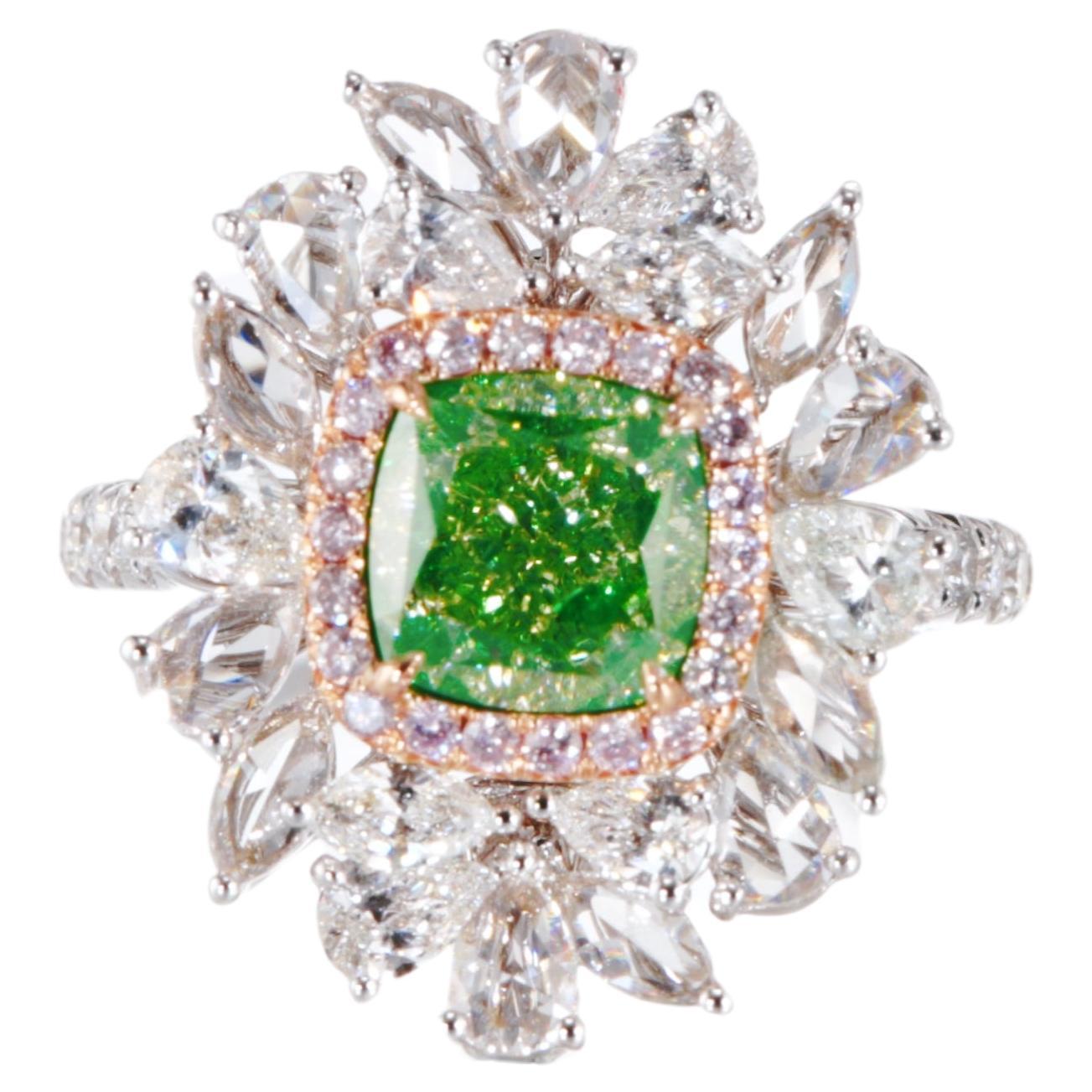 GIA Certified, 2.03ct Natural Fancy Green-Yellow Cushion cut diamond ring 18kt 