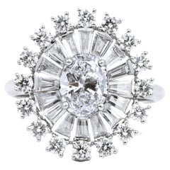 Bague cocktail en or blanc 18 carats avec double halo de diamants ovales de 2,03 carats certifiés GIA