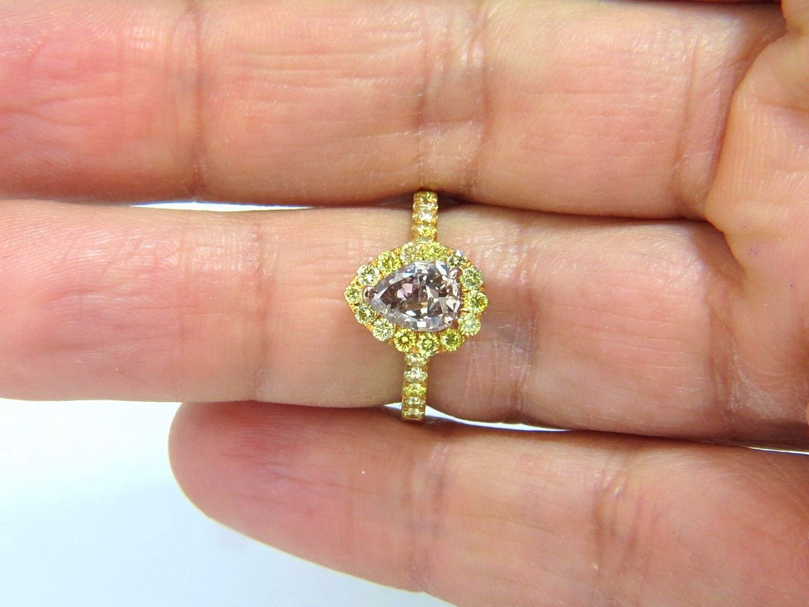 GIA Certified 2.04 Carat Fancy Pink Diamond Ring 18 Karat For Sale 1