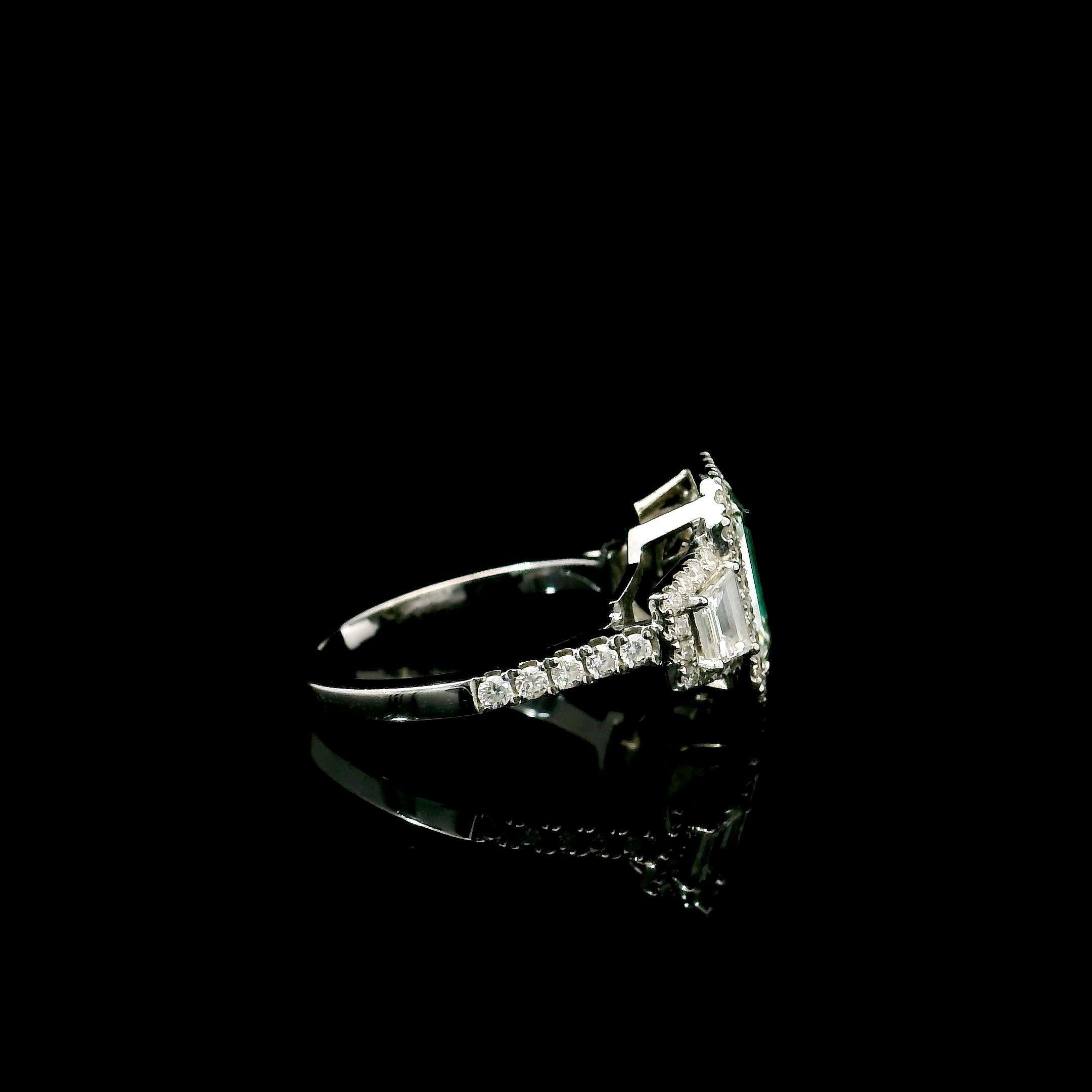 GIA Certified 2.04 Carat Light Green Yellow I1 Clarity Diamond Ring For Sale 2