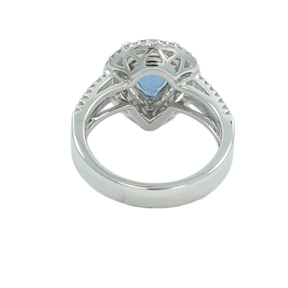 GIA Certified 2.04 Carat Natural Blue No Heat Sapphire Ring with Diamonds In Excellent Condition For Sale In Naples, FL