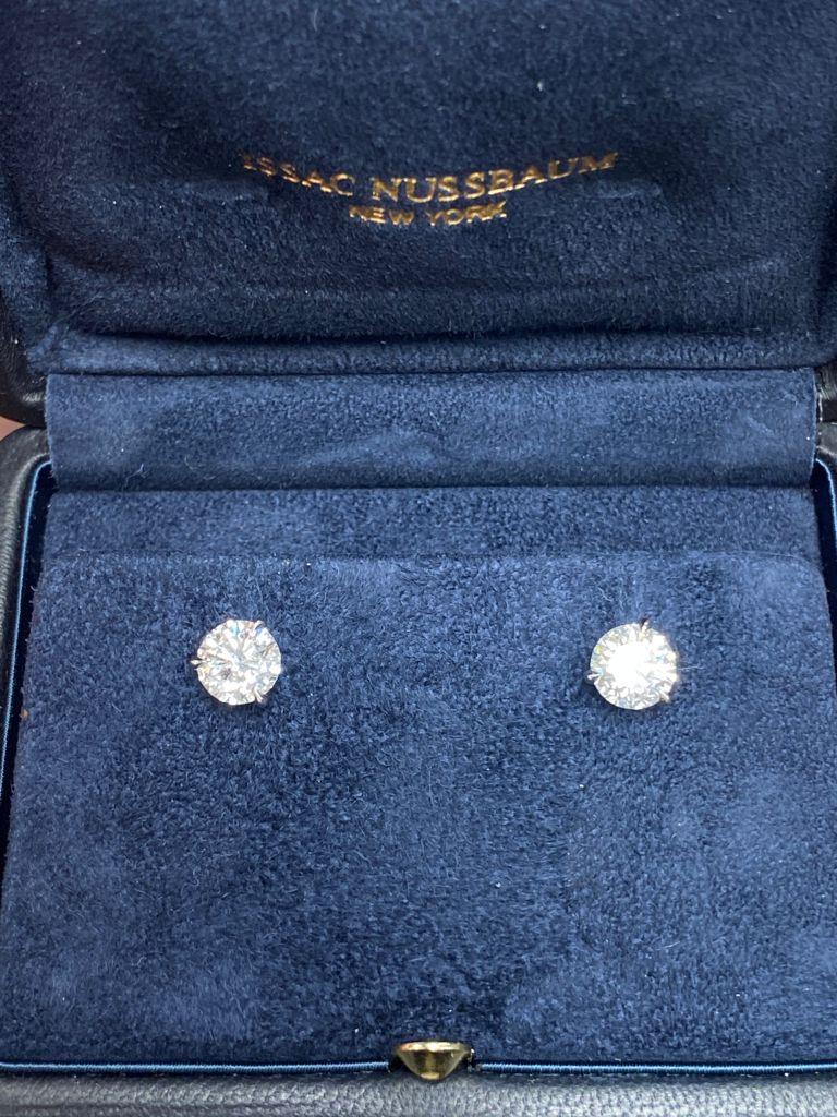 Women's or Men's GIA Certified 2.02 Carat Round Cut Diamond Stud Earrings For Sale