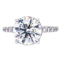 GIA Certified 2.04 Ct Round Brilliant Cut VS Diamond 18k Gold Diamond Pave Ring