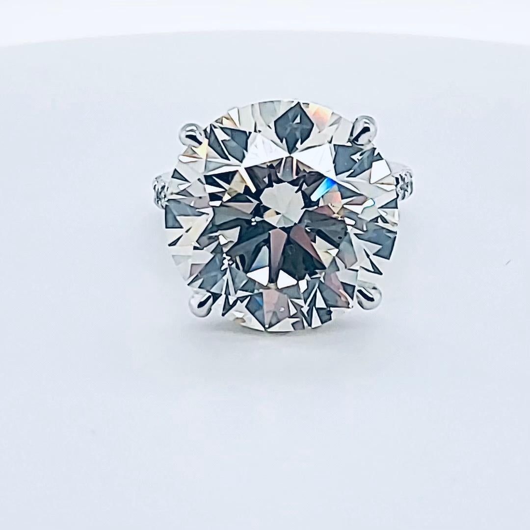 Round Cut GIA Certified 20.48 Carat Round Diamond Ring with under Halo Diamonds For Sale