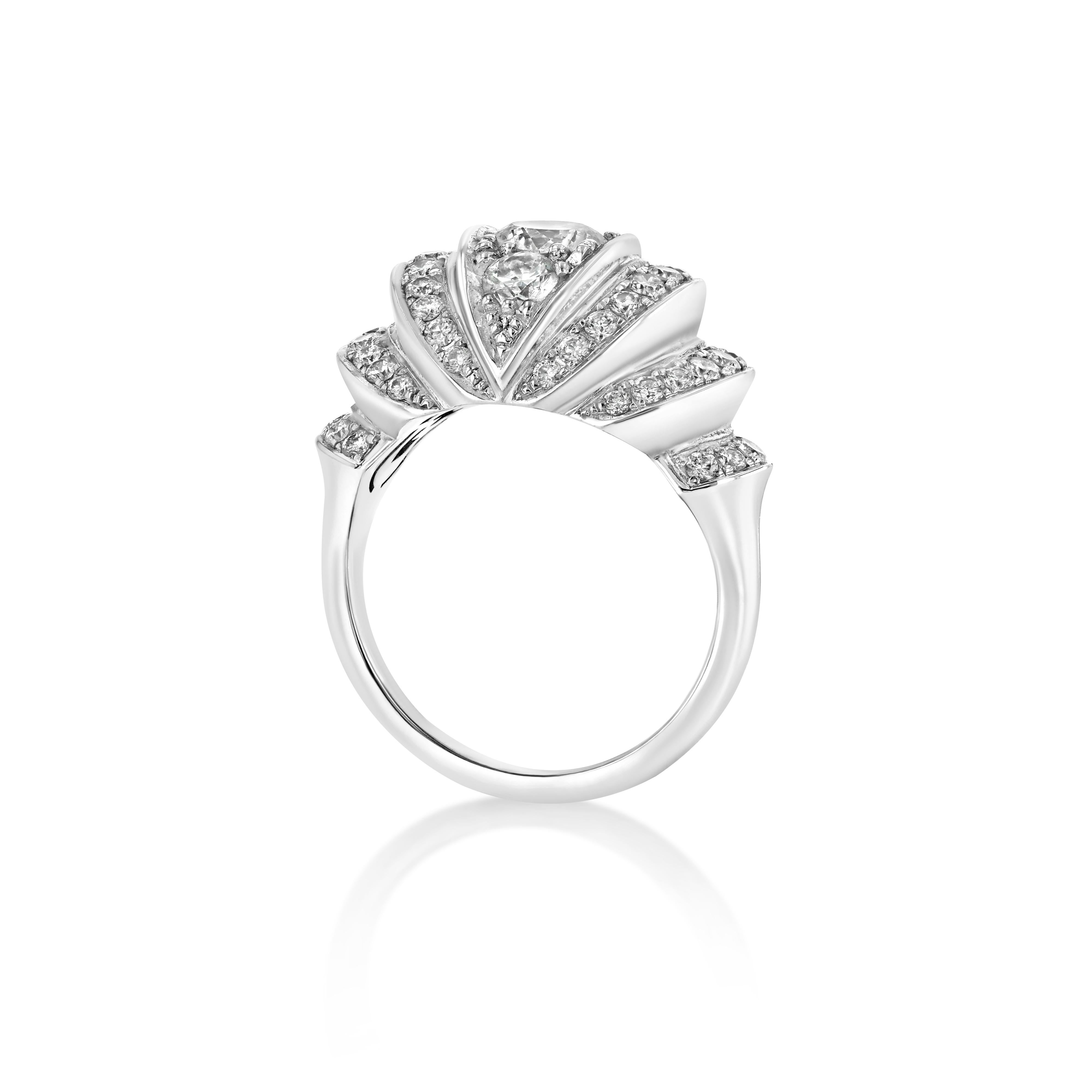 En vente :  Bague de cocktail en or blanc 18 carats certifiée GIA et ornée d'un diamant en forme de dôme de 2,05 carats 2