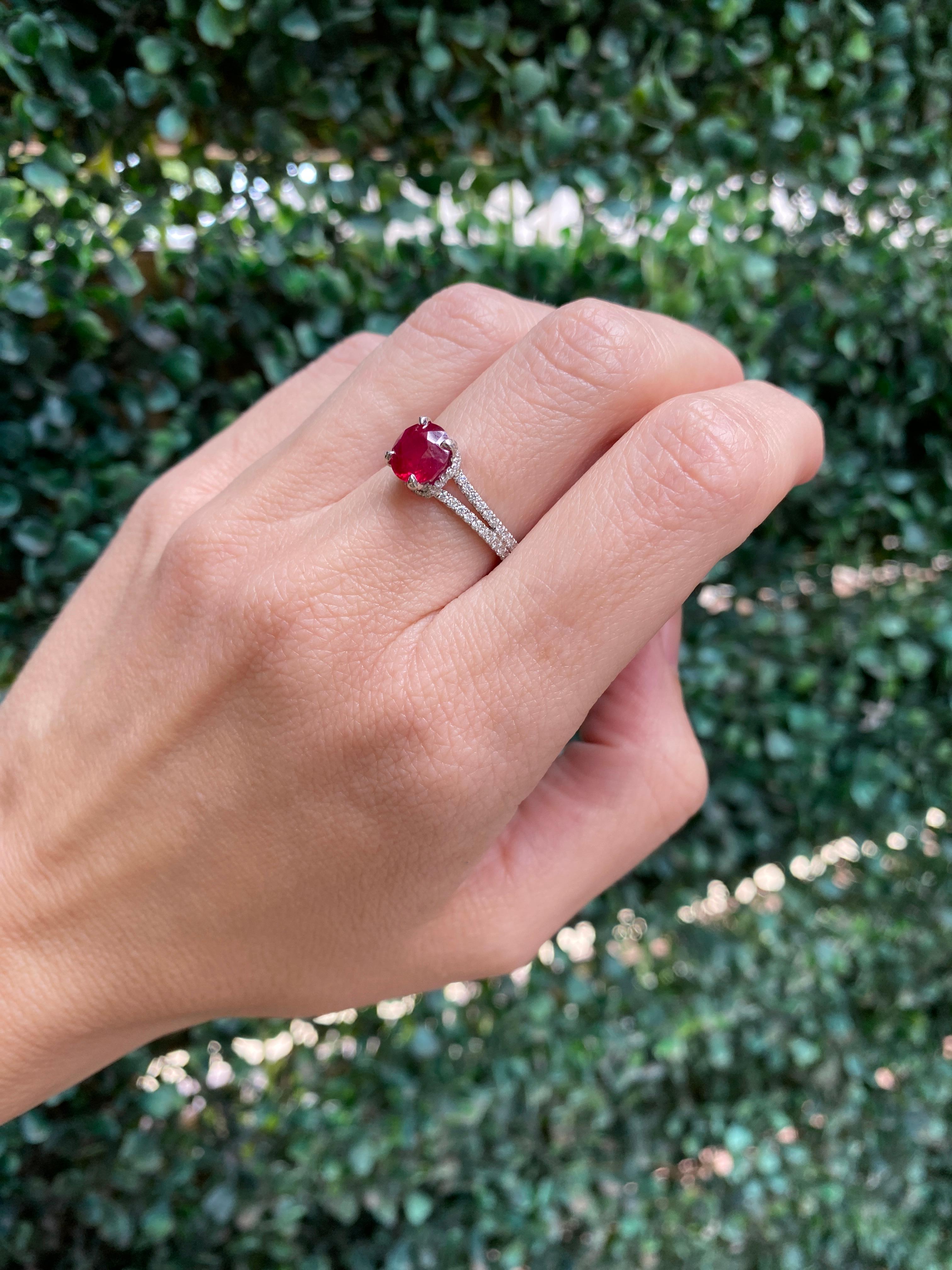 GIA Certified 2.05 Carat Pigeon Blood Round Ruby & Diamond Platinum Ring For Sale 6