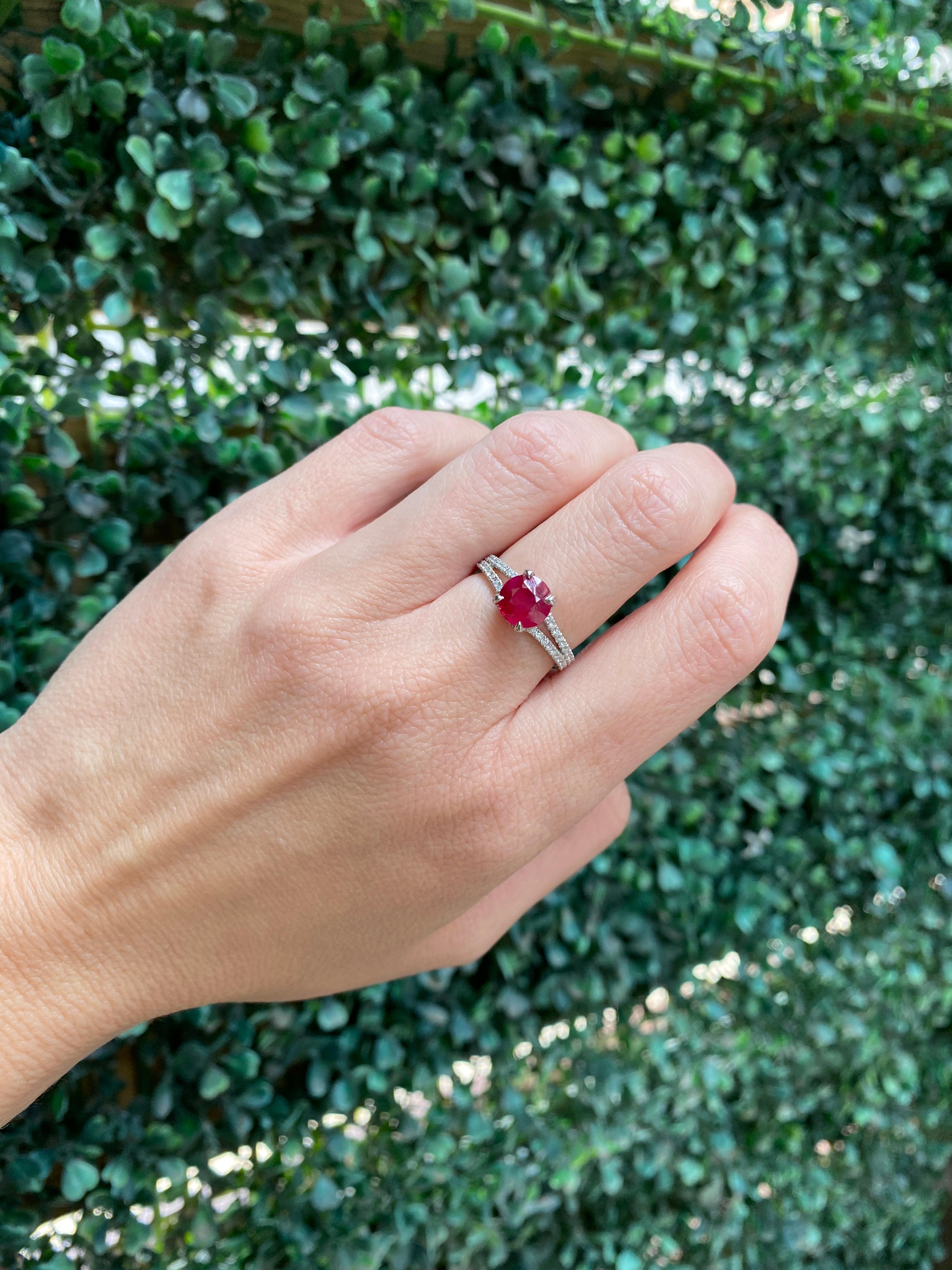 GIA Certified 2.05 Carat Pigeon Blood Round Ruby & Diamond Platinum Ring For Sale 8