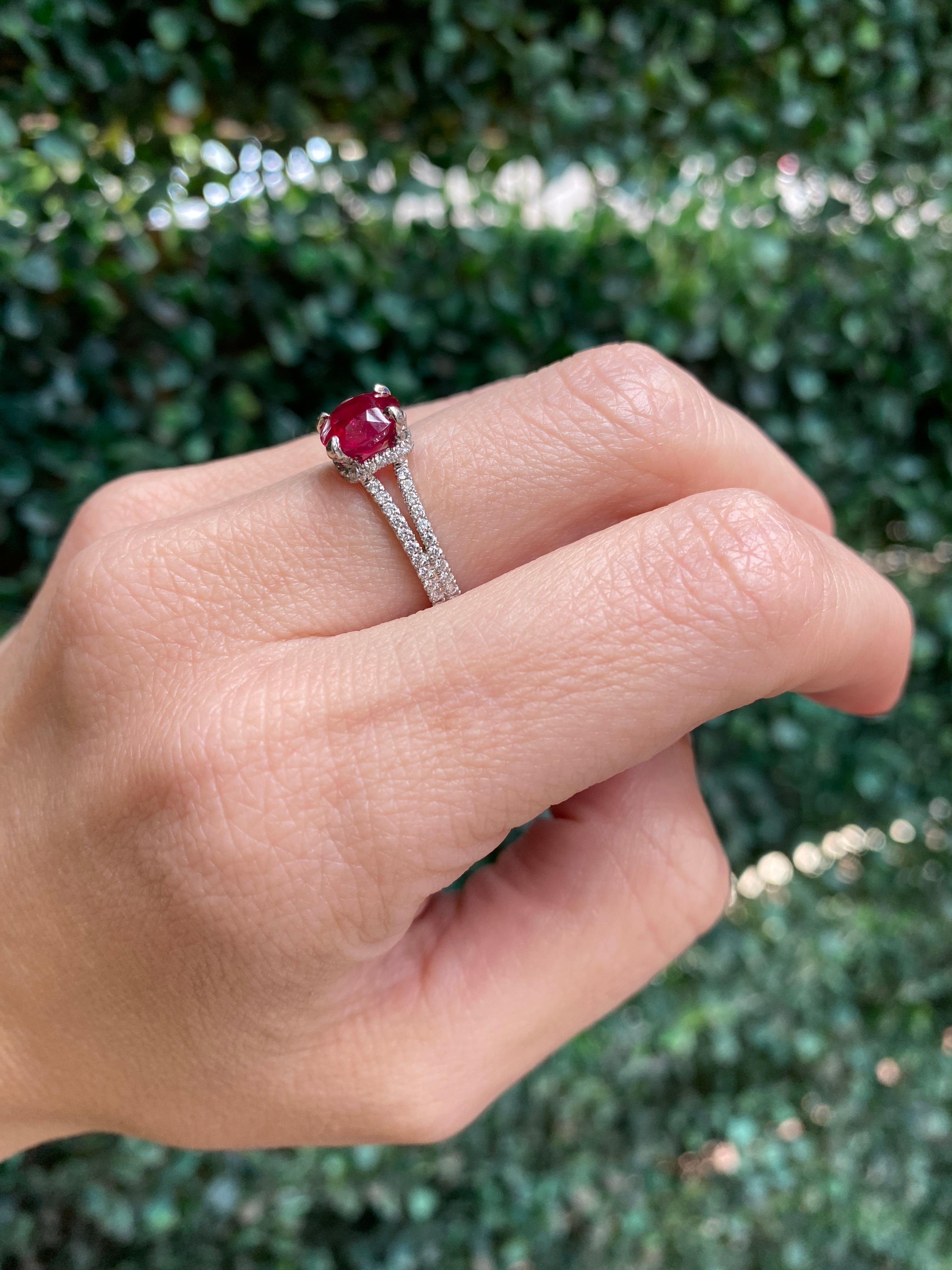 GIA Certified 2.05 Carat Pigeon Blood Round Ruby & Diamond Platinum Ring For Sale 4