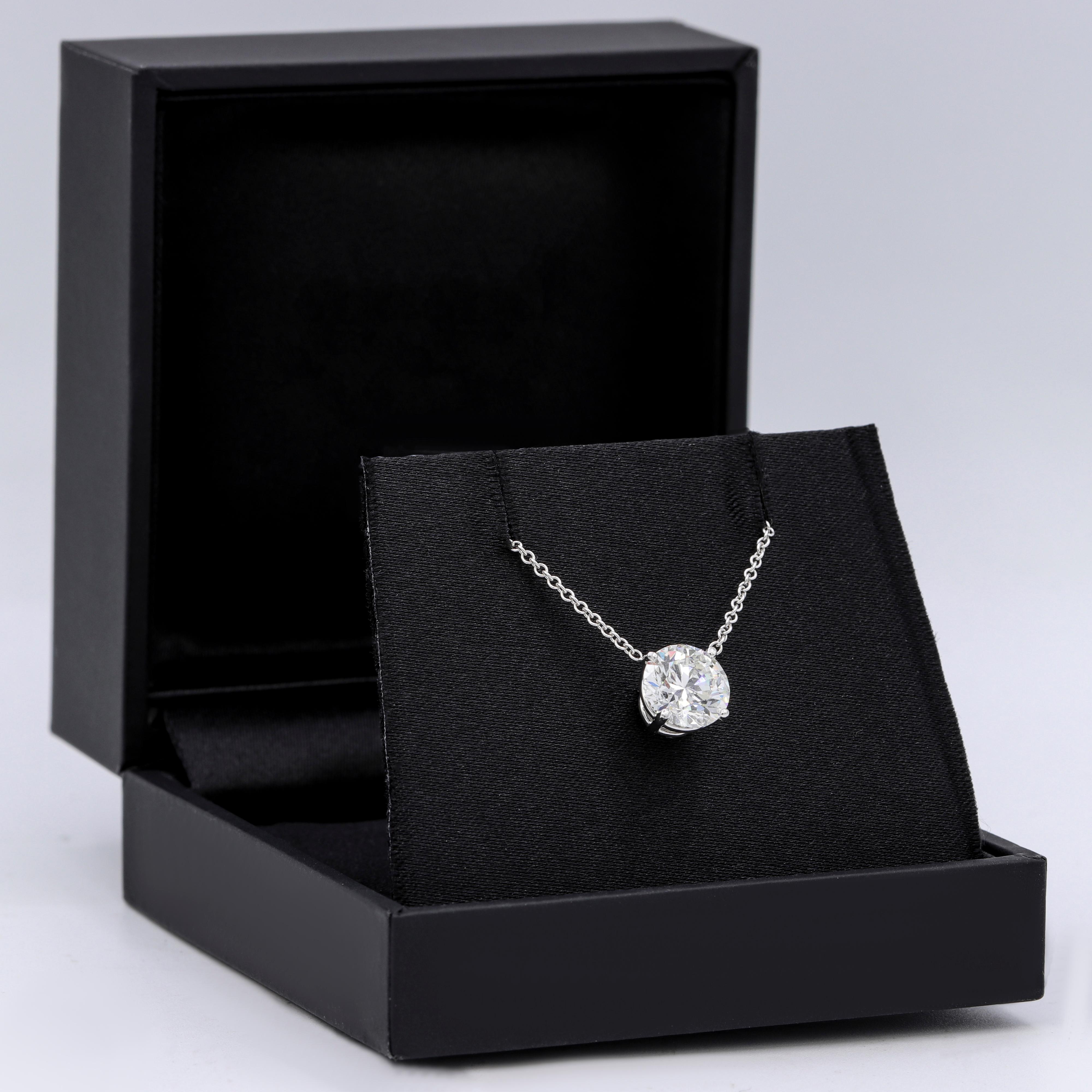 Round Cut GIA Certified 2.06 Carat Diamond Pendant For Sale