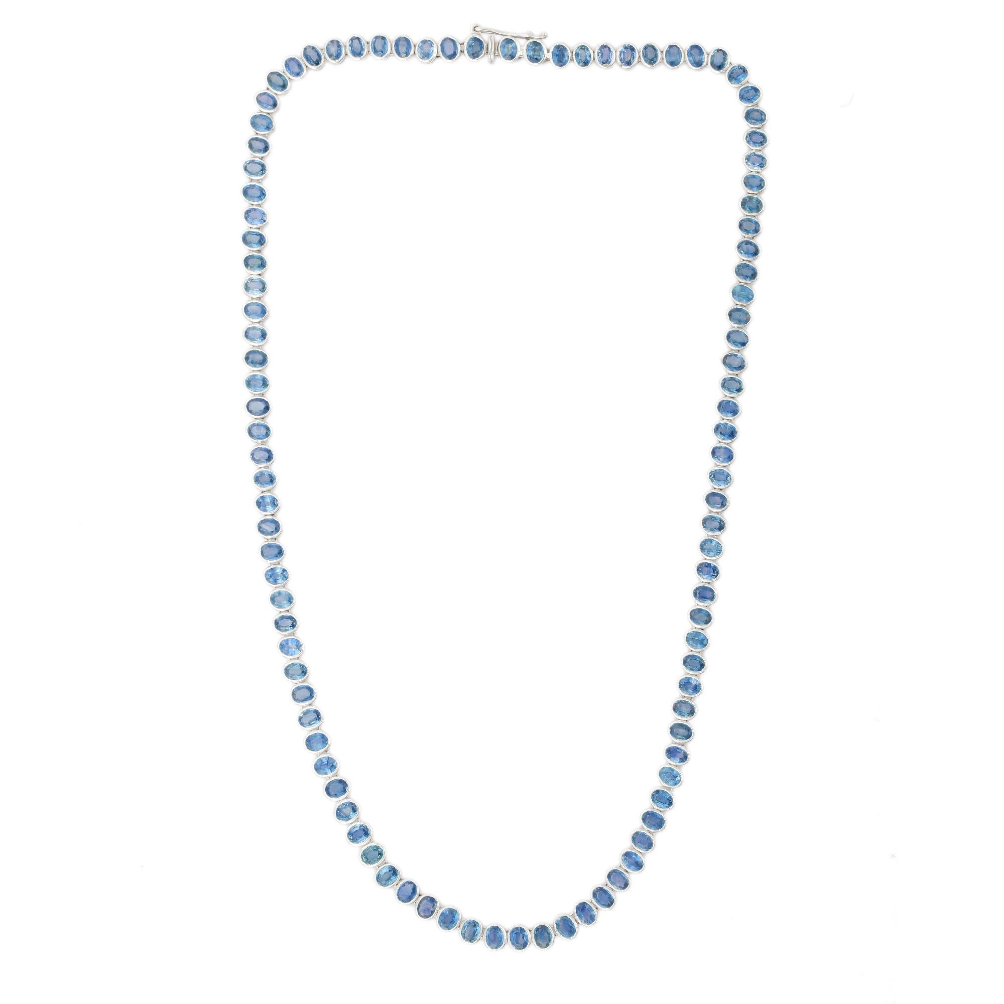 Collier de mariage en or blanc 18 carats avec saphir bleu certifié 20,6 carats Pour femmes en vente