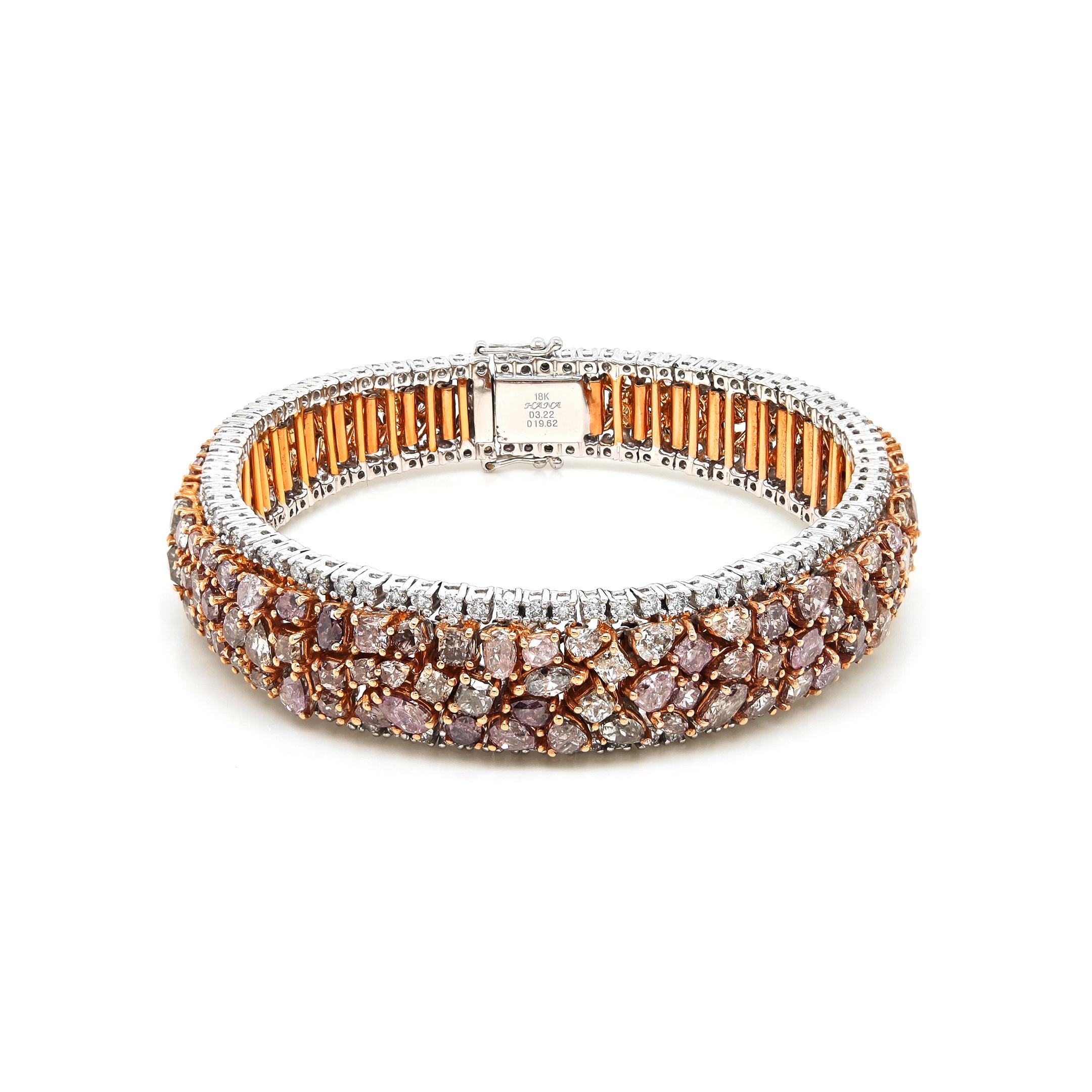 GIA Certified 20.68 Carats Fancy Diamond White and Yellow Gold Bracelet In New Condition For Sale In New York, NY