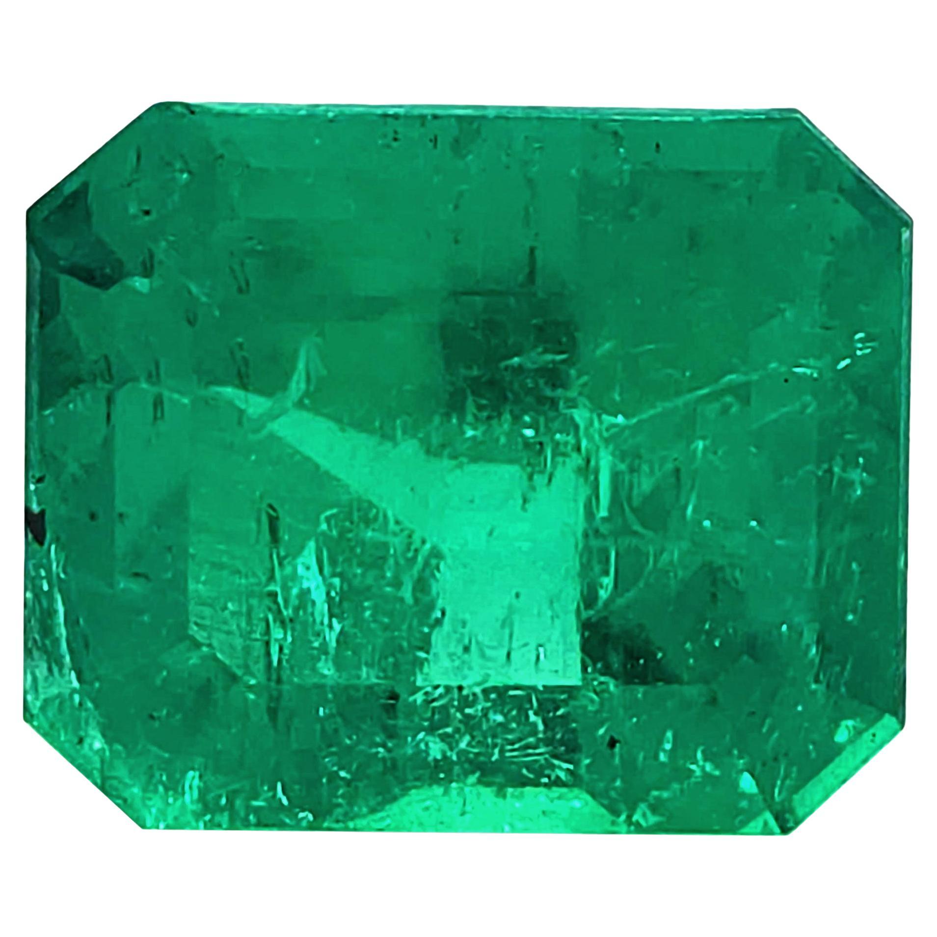 GIA Certified 2.07 carats Colombian Emerald  For Sale
