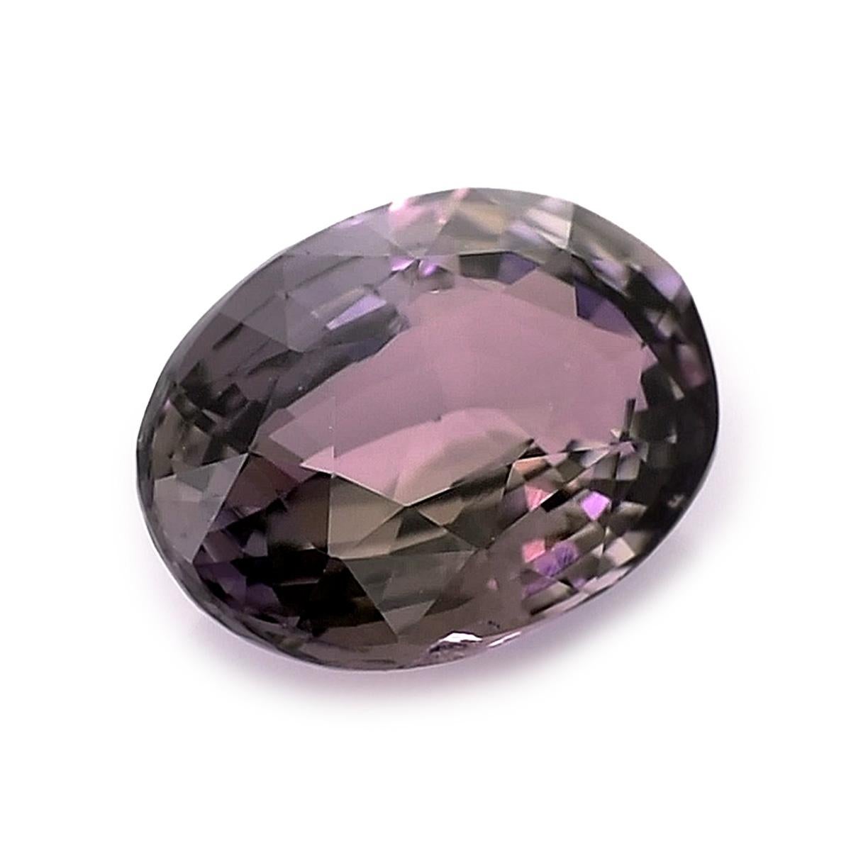 Women's or Men's GIA Certified 2.08 Carats Color Changes Alexandrite For Sale