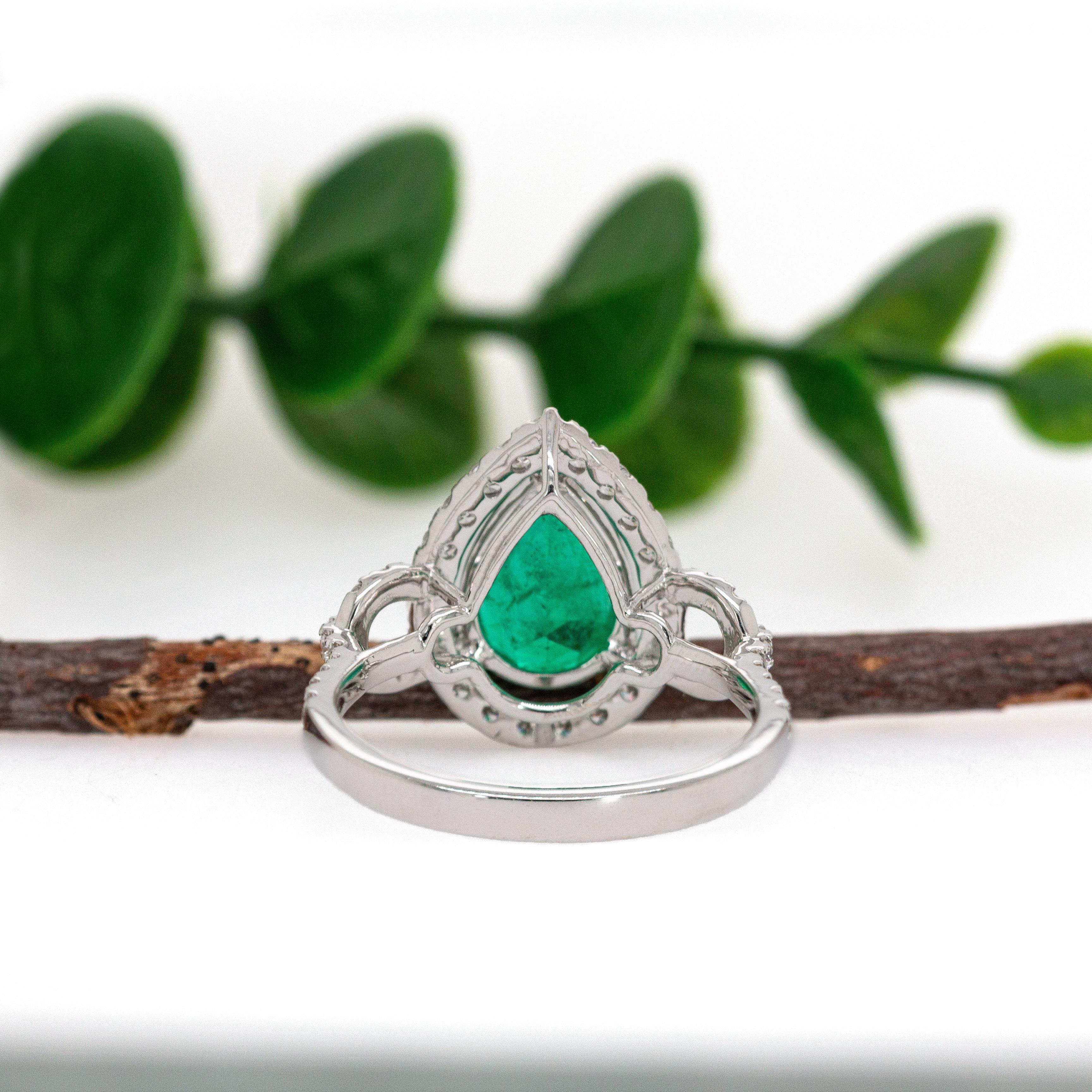 De las mujeres GIA Certified 2.08cts Anillo de Diamante Esmeralda Colombiana en Oro de 14K  Pera 10x8mm en venta
