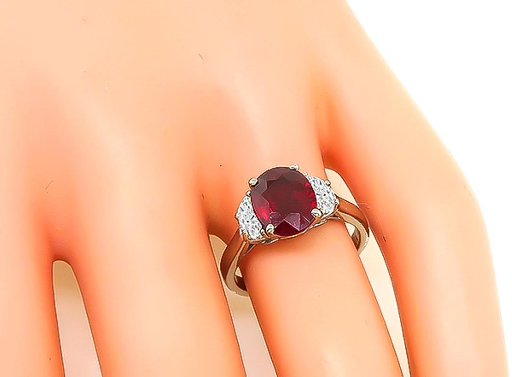 Verlobungsring mit GIA-zertifiziertem 2,09 Karat Rubin-Diamant (Kissenschliff) im Angebot