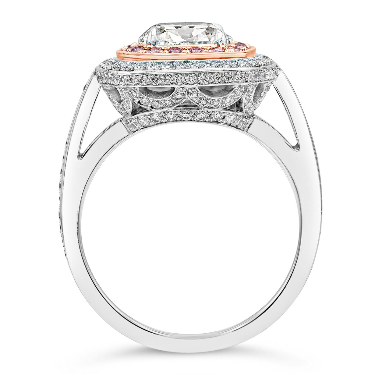 Taille coussin Bague de fiançailles double halo en diamant taille coussin de 2,09 carats certifiée GIA en vente