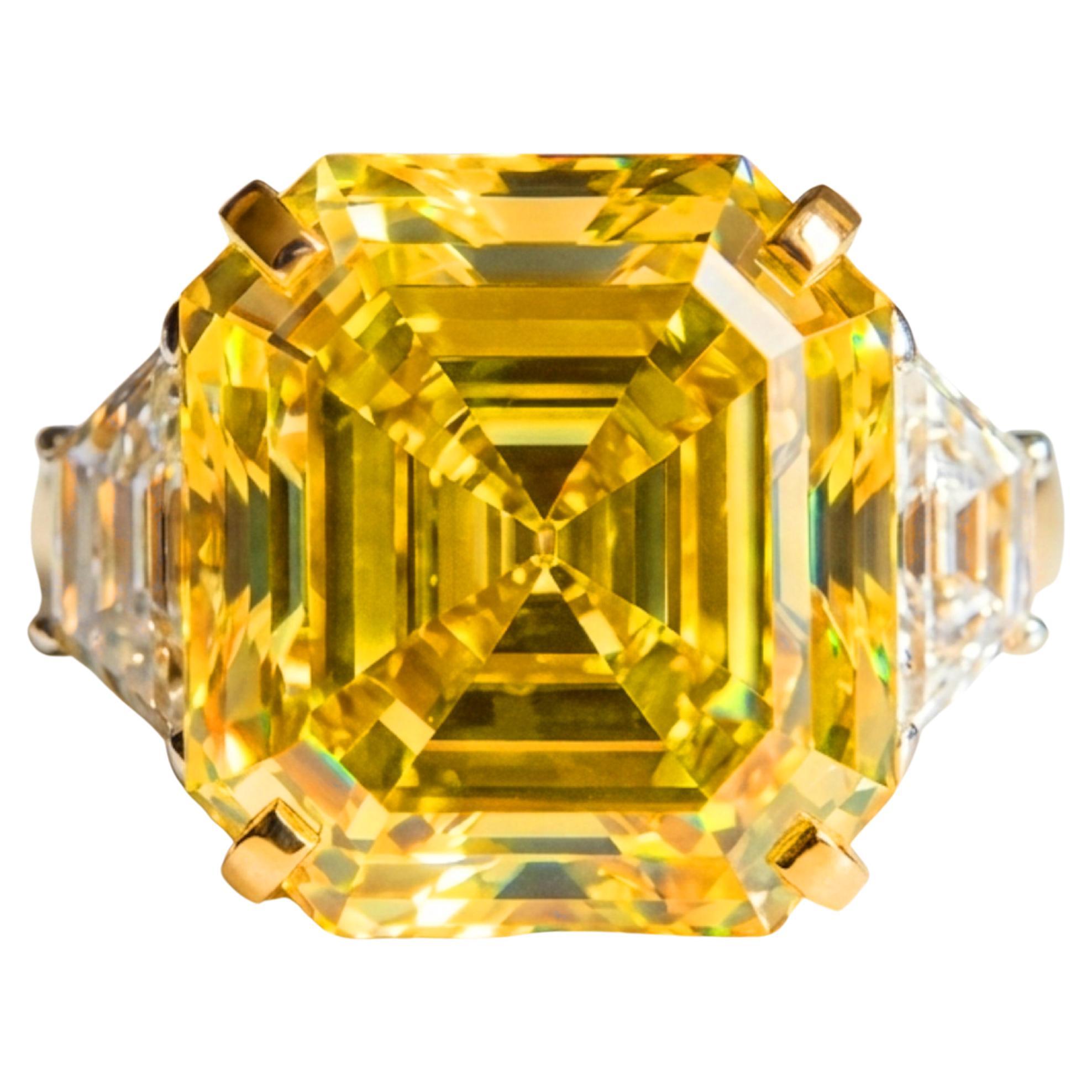 GIA Certified 21 ct Fancy VIVID Yellow Emerald-Cut Diamond Ring (bague en diamant taillé en émeraude)