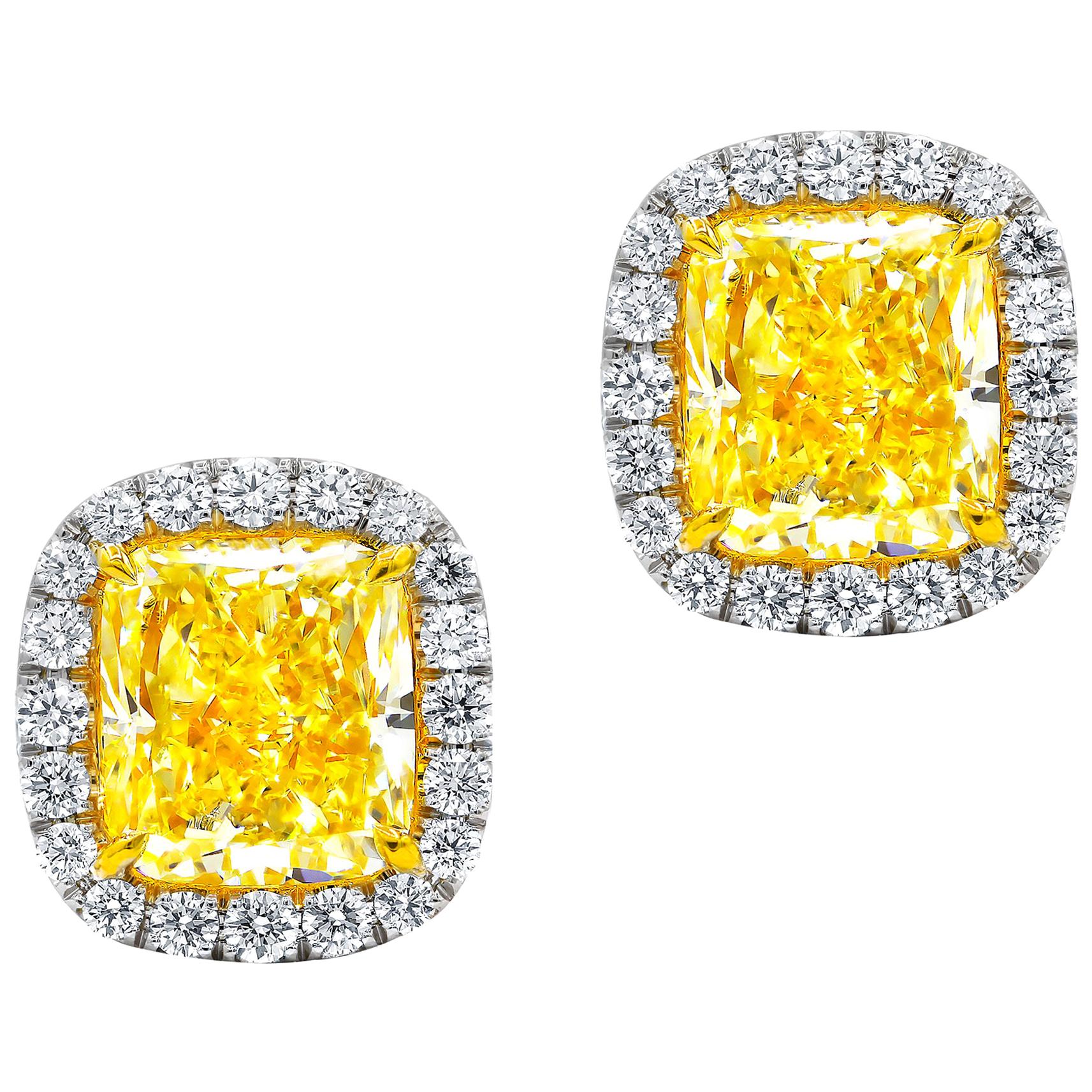 GIA-zertifizierte 2,10 Karat ausgefallene gelbe Diamant-Ohrstecker