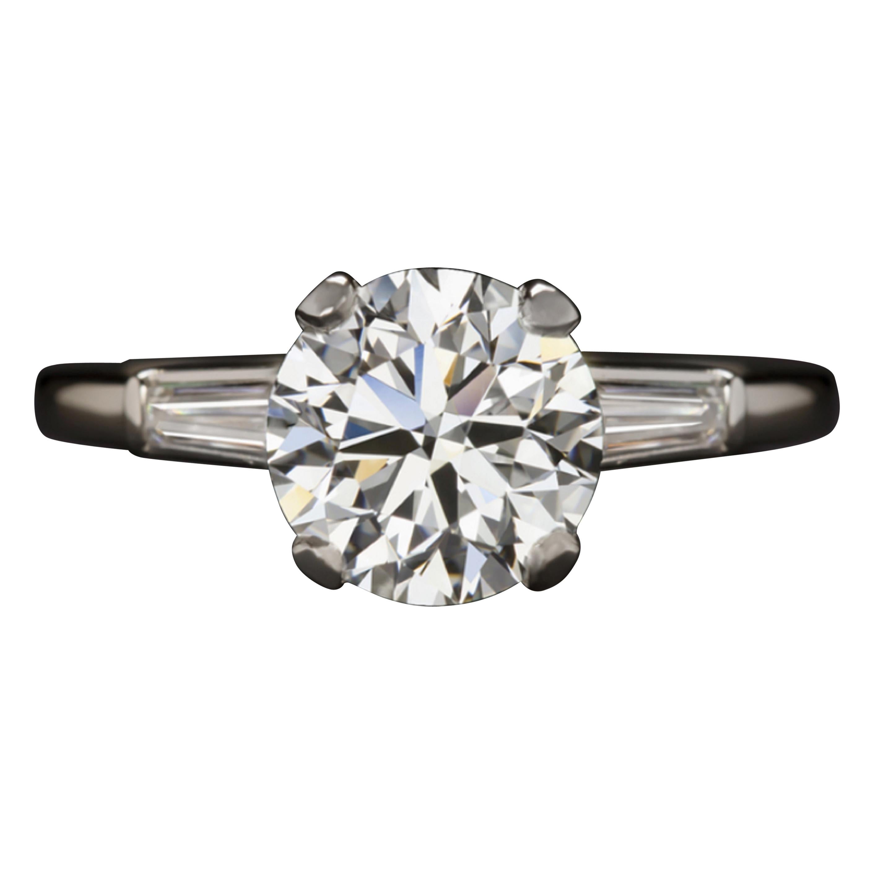 HRD ANTWERP Certified 2.50 Carat Round Brilliant Tapered Baguette Diamond Ring Sale at 1stDibs