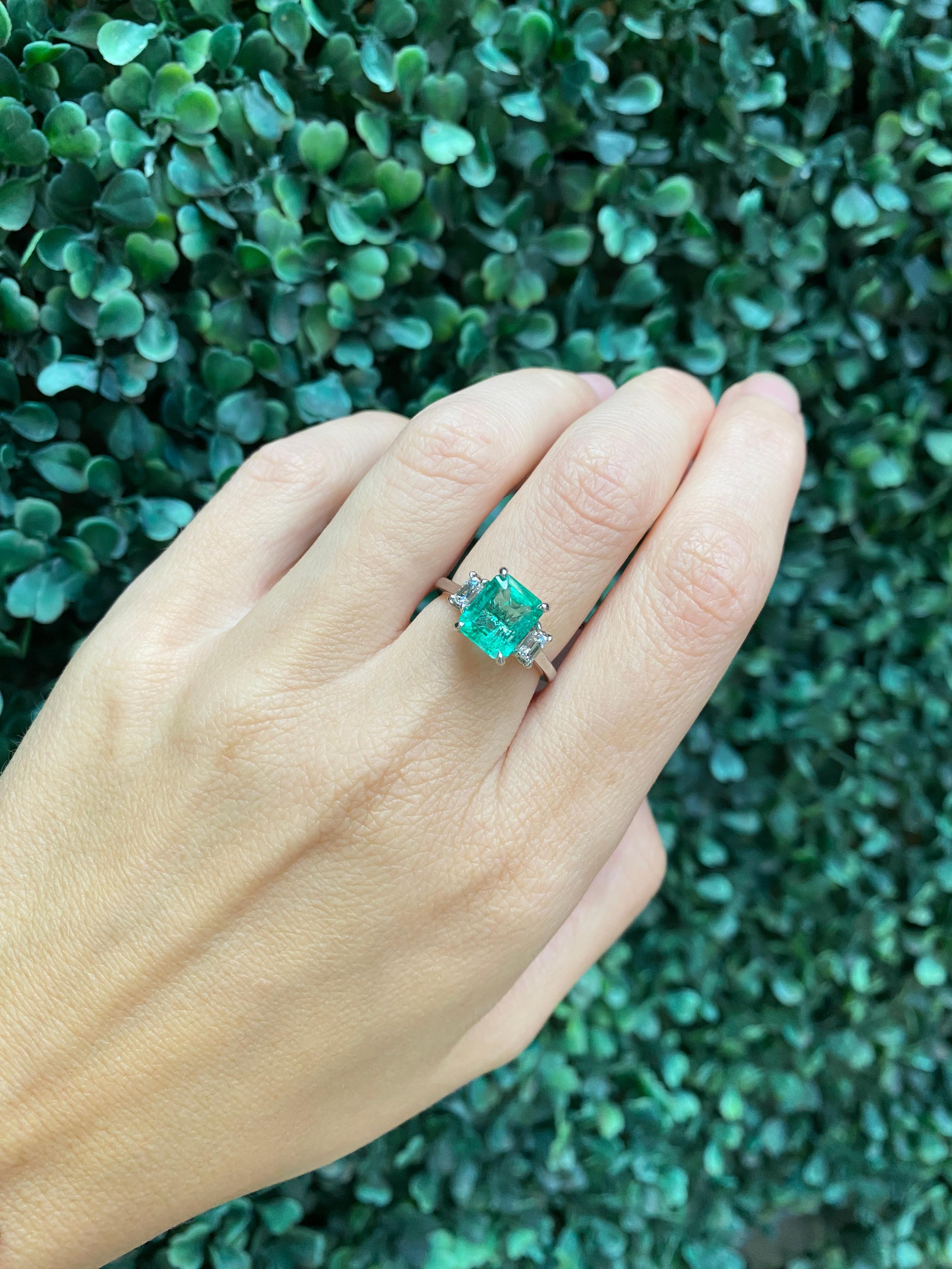 GIA Certified 2.12 Emerald Cut Natural Colombian Emerald & Diamond18 Karat Ring For Sale 12