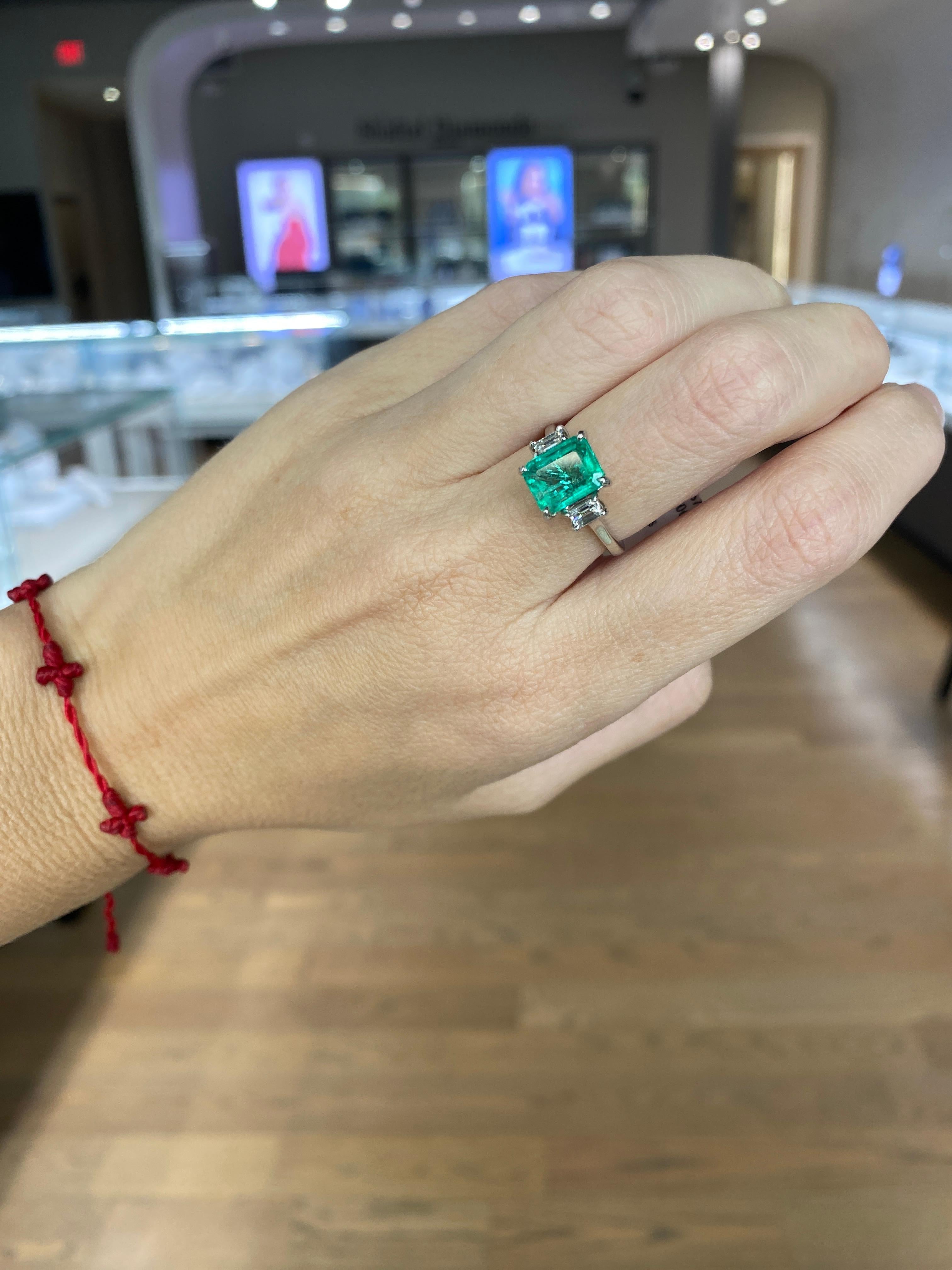 GIA Certified 2.12 Emerald Cut Natural Colombian Emerald & Diamond18 Karat Ring For Sale 4