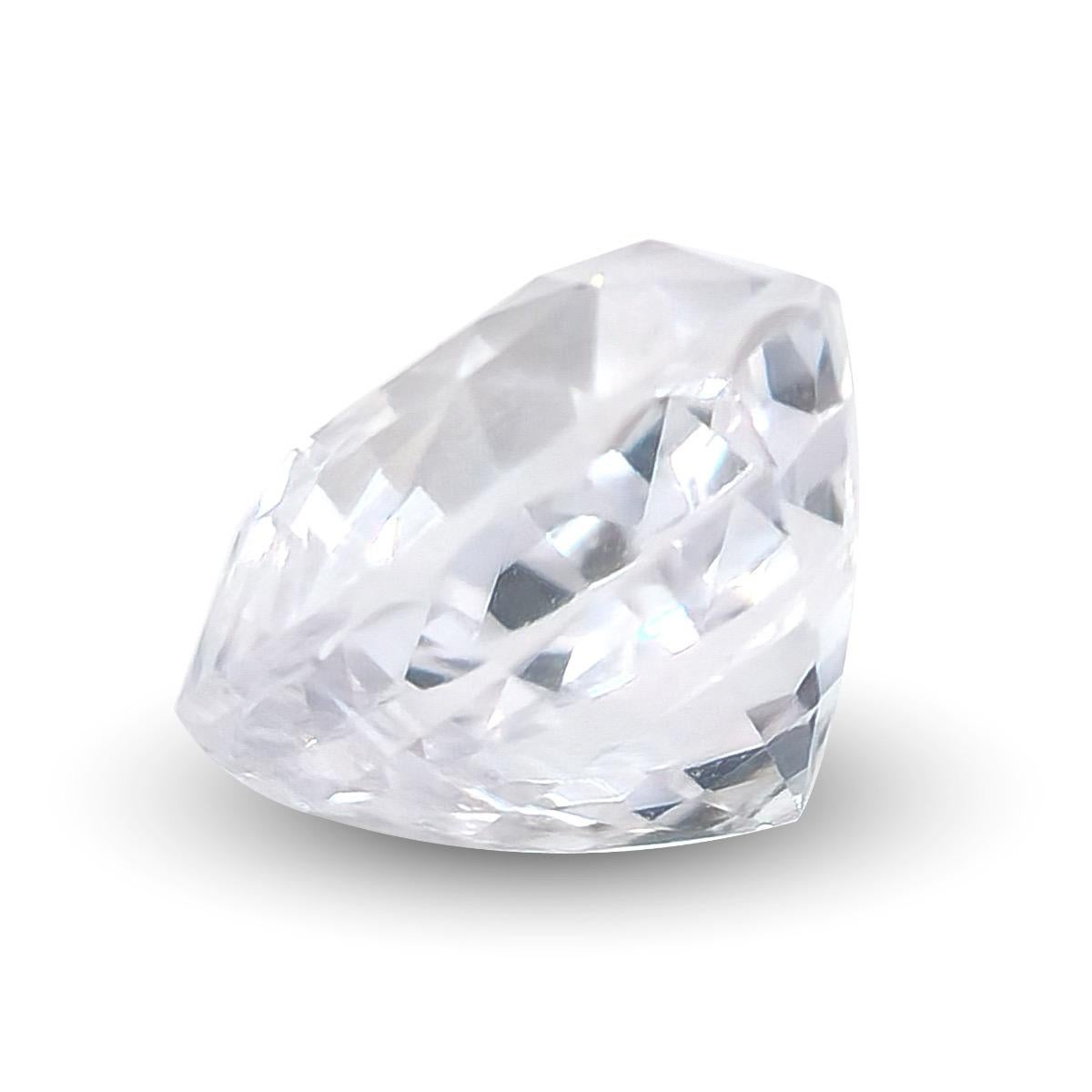 Mixed Cut GIA Certified 2.14 Carats Heated White Sapphire For Sale