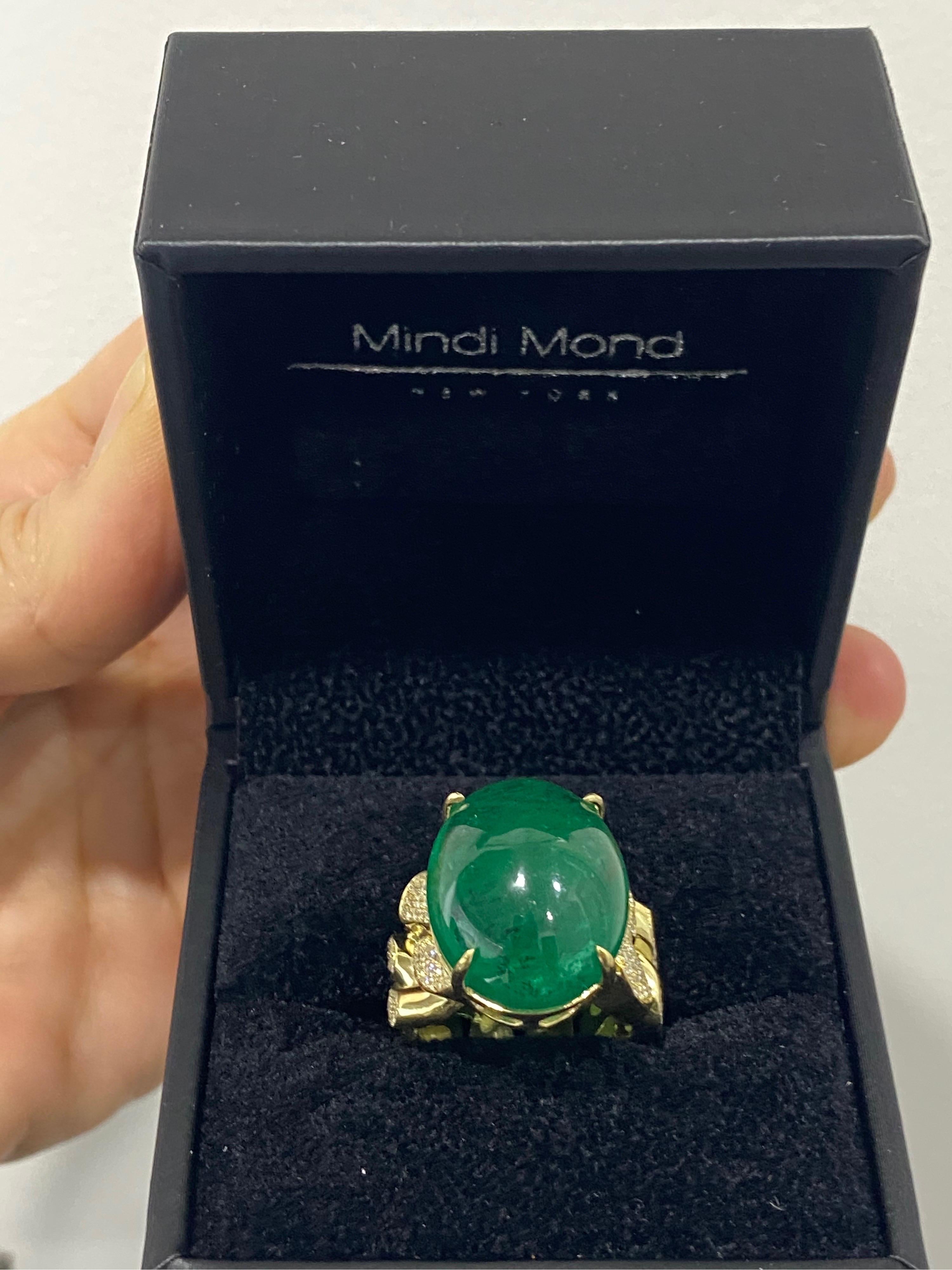 Mindi Mond GIA Certified 21.46 Zambian Emerald Diamond Gold Link Ring In New Condition For Sale In New York, NY