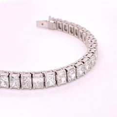 GIA Certified 21.48 Carats Radiant Diamond Tennis Bracelet