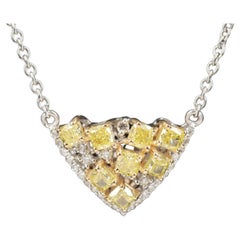 GIA-zertifizierte 2,15 Karat Fancy Diamant-Halskette / 18K Gold