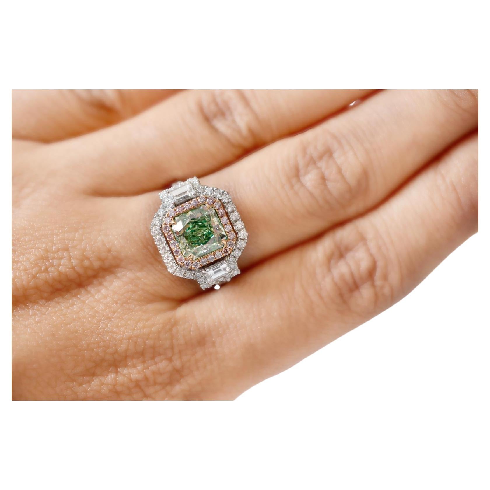 GIA Certified 2.16 Carat Fancy Yellow Green Diamond Ring SI2 Clarity For Sale
